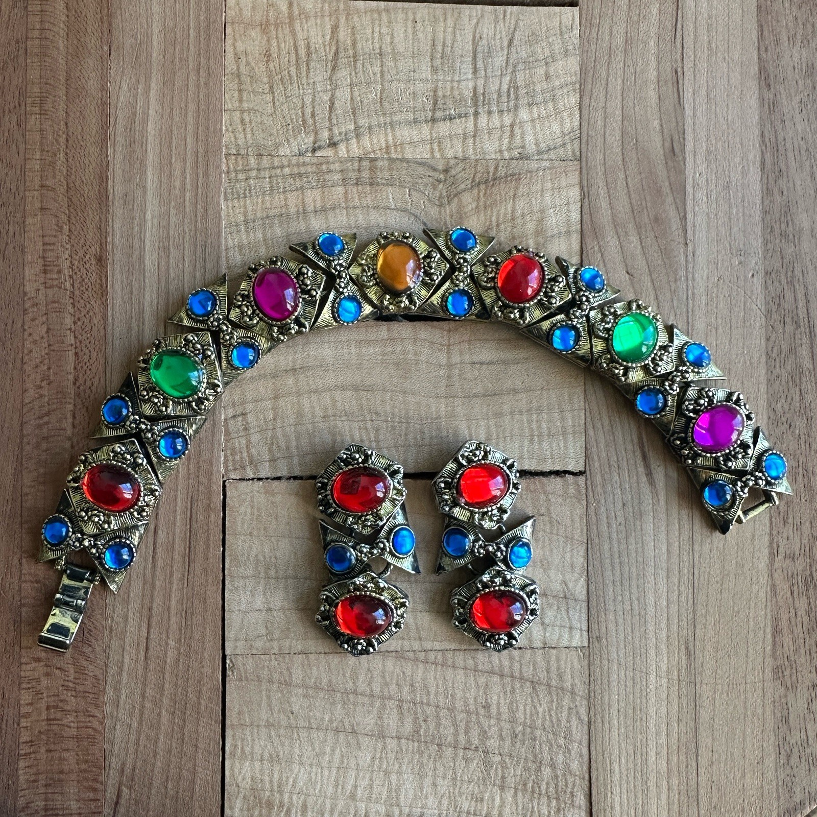 VTG Byzantine Etruscan Mogul Cabs Bracelet 7 Inch w Earrings Multicolor Ornate