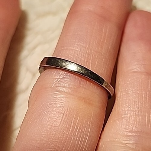 • FZN Fuzion Creations CN 925 Multi-Stone Sterling Silver Thin Ring Size 7