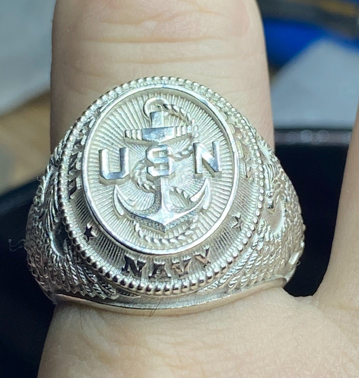 US NAVY RING – HANDMADE 925 STERLING SILVER MILITARY ANCHOR SIGNET RING LICENSED
