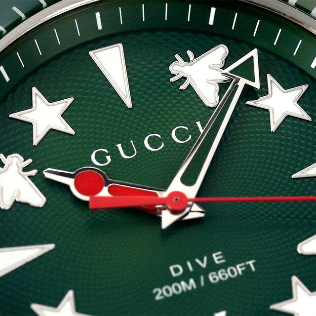 GUCCI Dive YA136222 Green Quartz Stainless 200M Men’s Watch New in Box