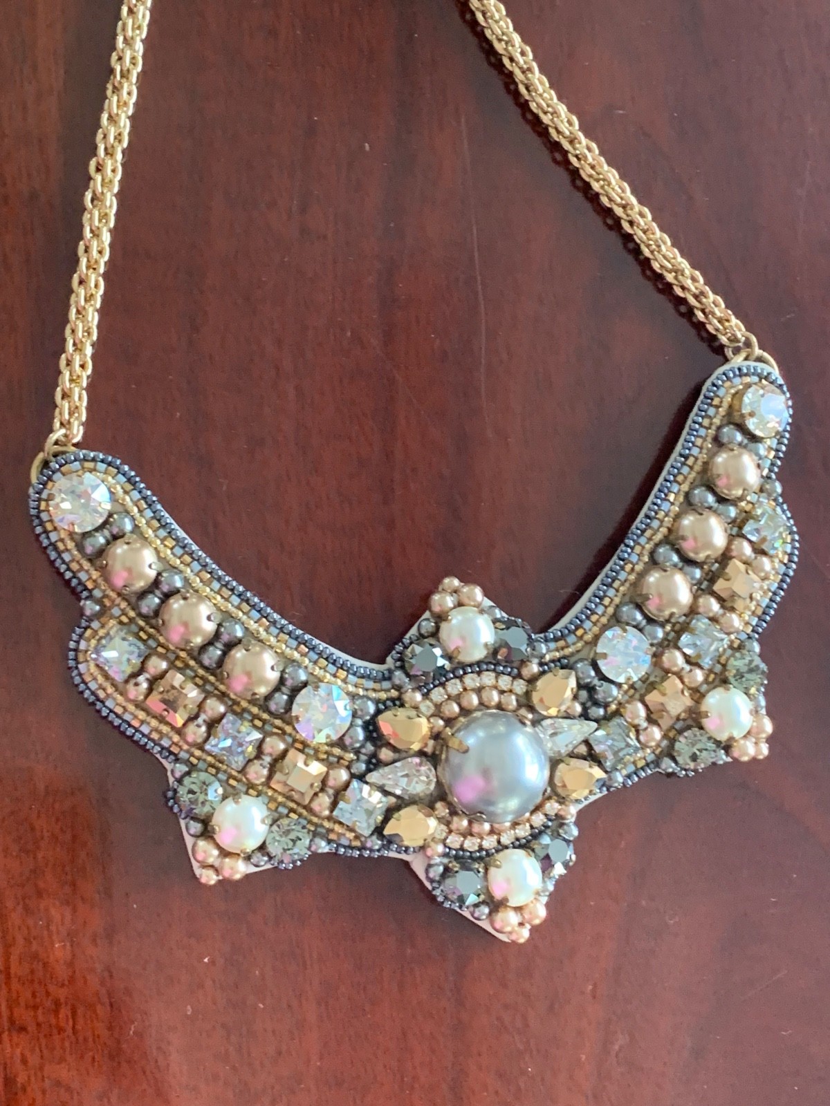 10 BOLD NECKLACES! FASHION BLING, BIBB AND BEAUTIFUL STYLES IN VARIOUS LENGTHS!!