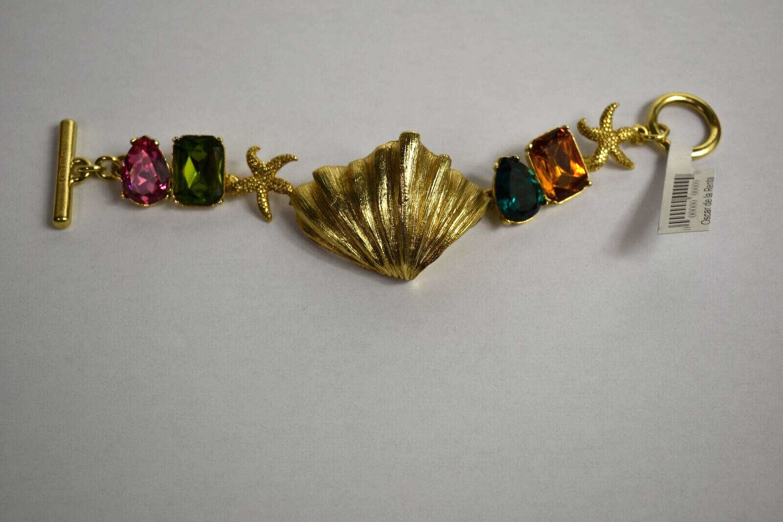 $890 NEW Oscar de la Renta Textured Shell Crystal Bracelet Gold