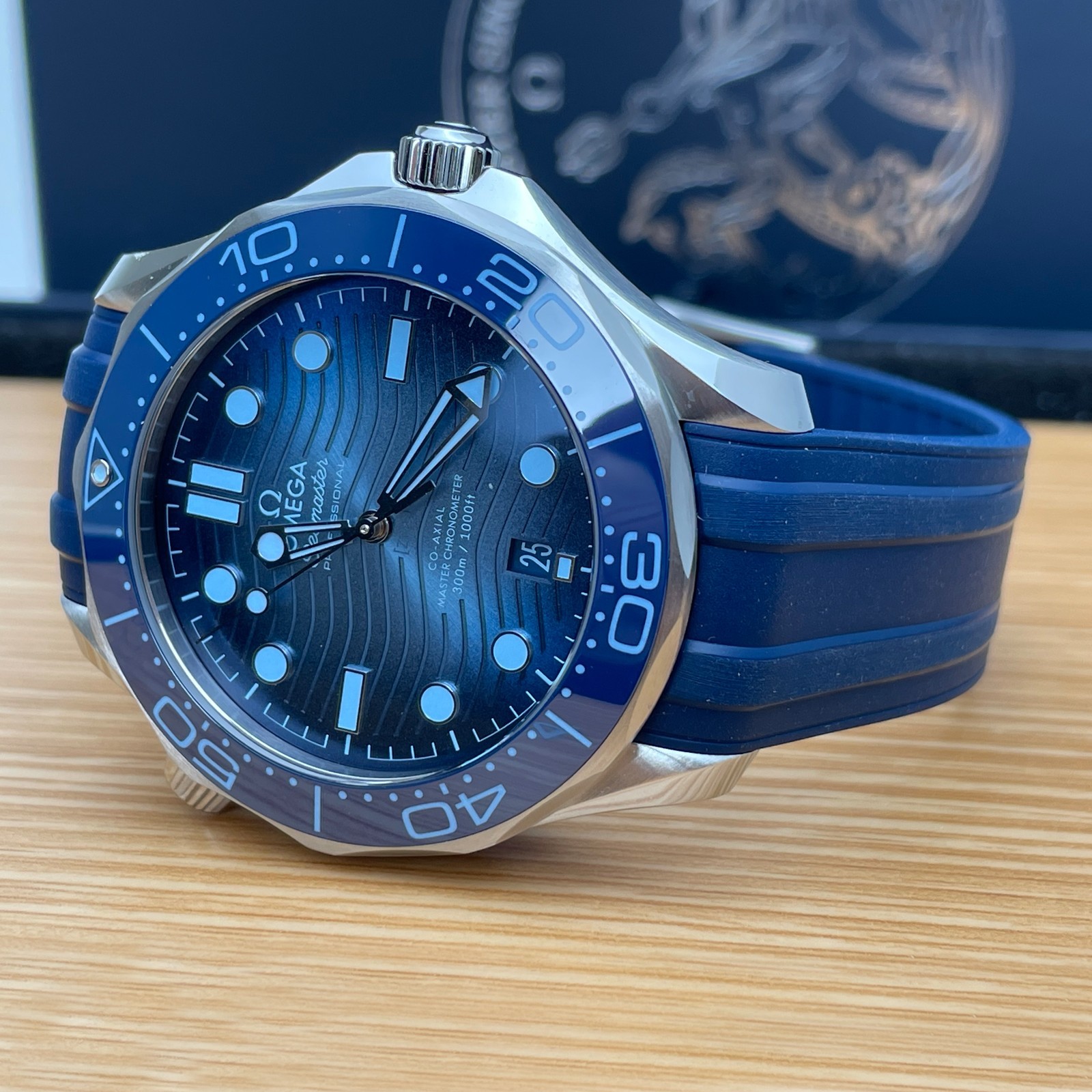 OMEGA Seamaster Diver 300M Summer Blue – Full Set – 210.32.42.20.03.002