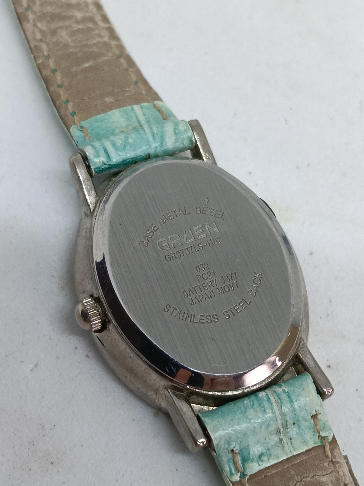 Gruen GR9737LS-H02 Women’s 24mm x 30mm Oval Dial Japanese Quartz Watch NEW BATT