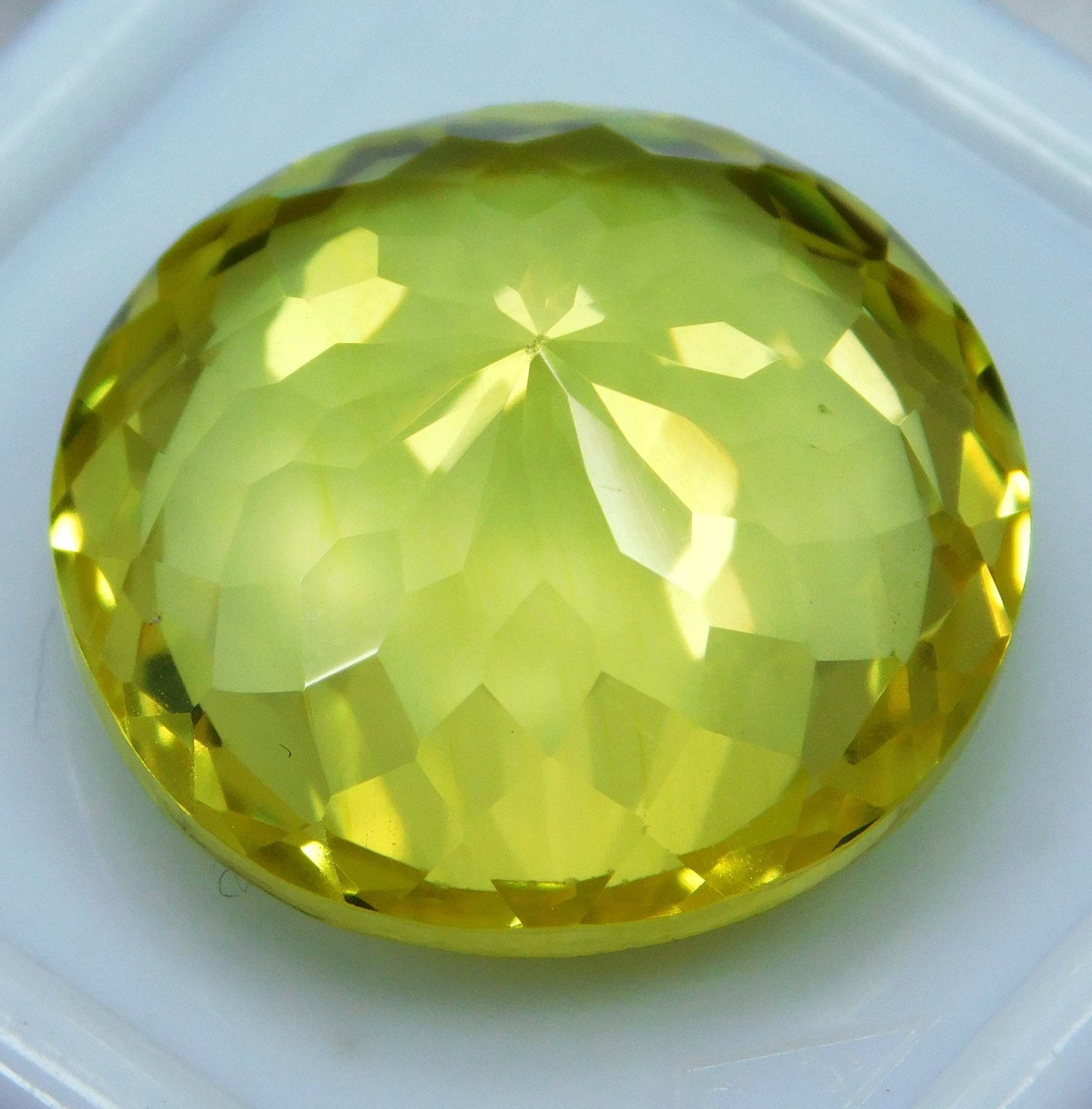 Certified 21.25 Ct Natural Ceylon Yellow Sapphire | Sri Lanka Origin | Loose Gem