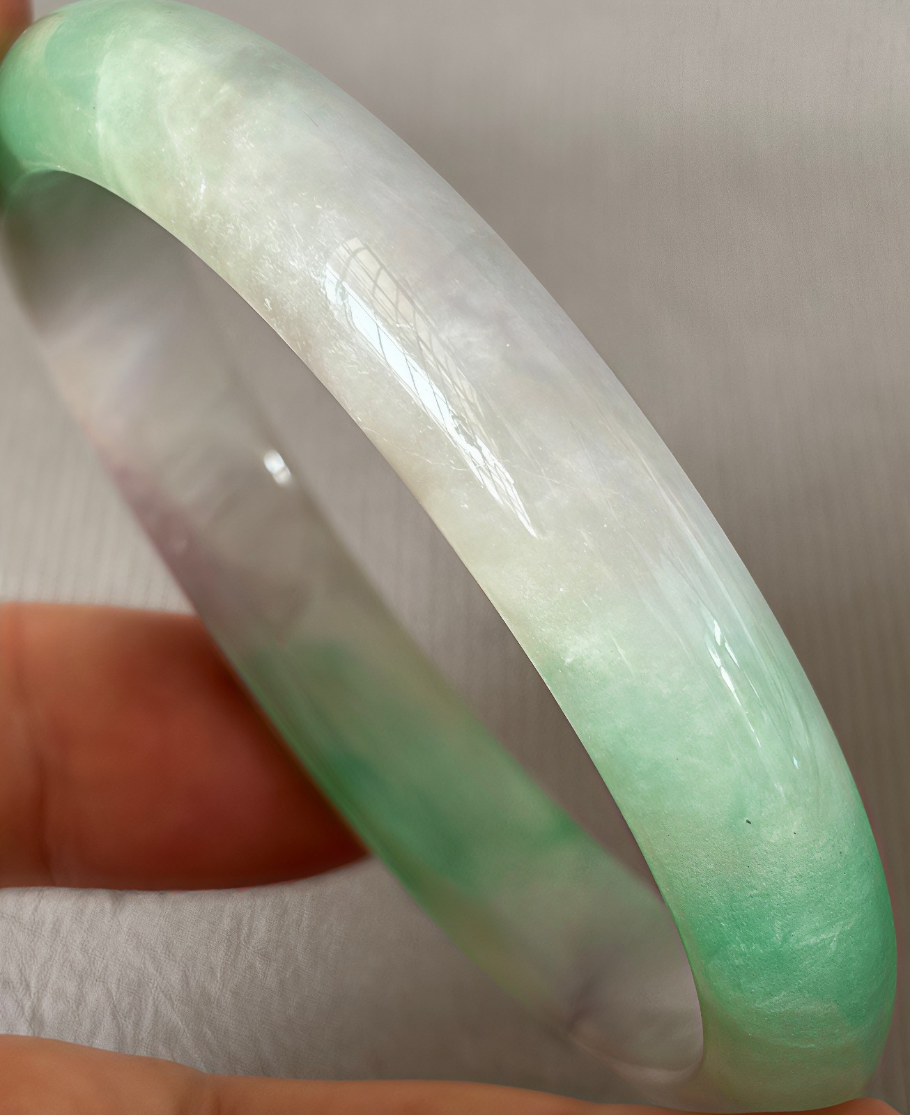 61mm Natural Green Jadeite Jade Bracelets Burma Emerald Jade Bracelet Bangle