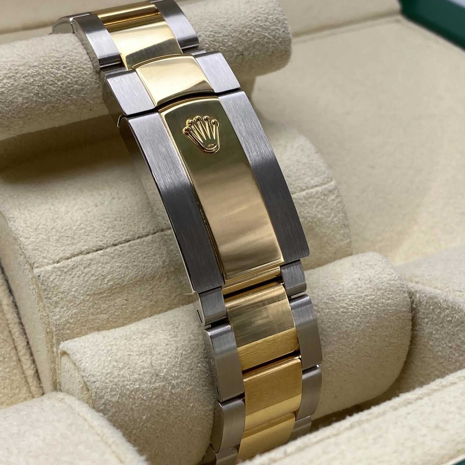 Rolex Datejust 126233 36mm Yellow Gold Steel Diamond Champagne Dial Watch 2020