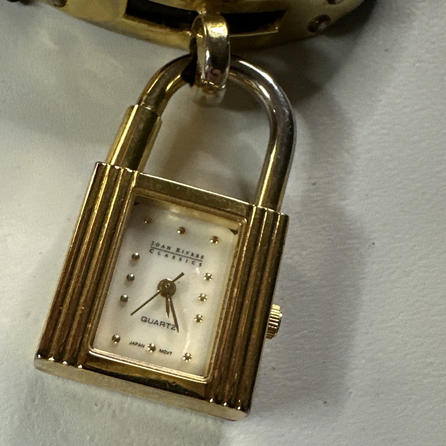 Joan Rivers Classics Collection padlock Watch – Working – Leather Band