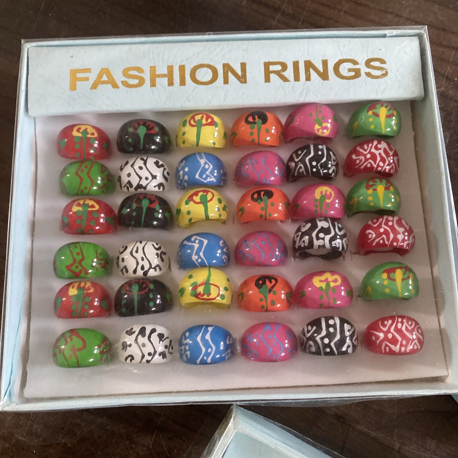 Num.108 – Resin Beach Rings – Super Colorful Pop Art – Various Mixed Sizes