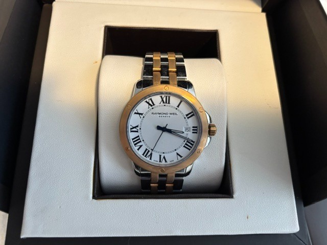 Raymond Weil Tango Men’s Swiss Watch 5560 Gold Plate, Stainless brand new