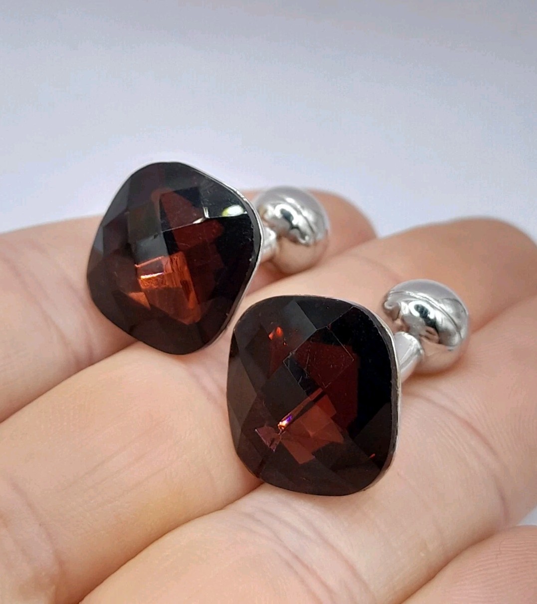Pair Of Modern Design Gents Cufflinks – Mens Jewelled Striking