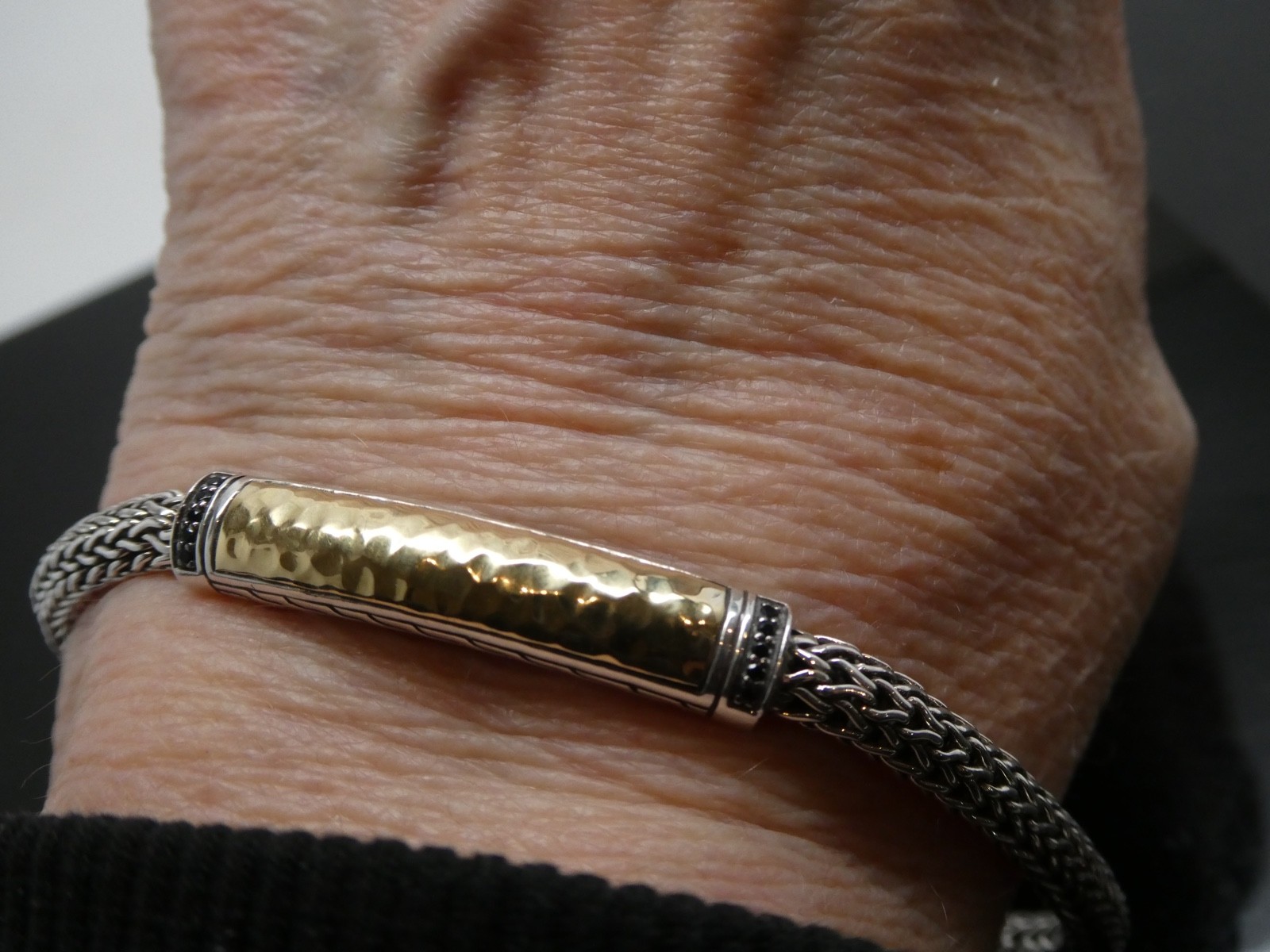 John Hardy Palu Hammered Sterling 925 & 18k YG Sapphire Bracelet Size 6 3/4″