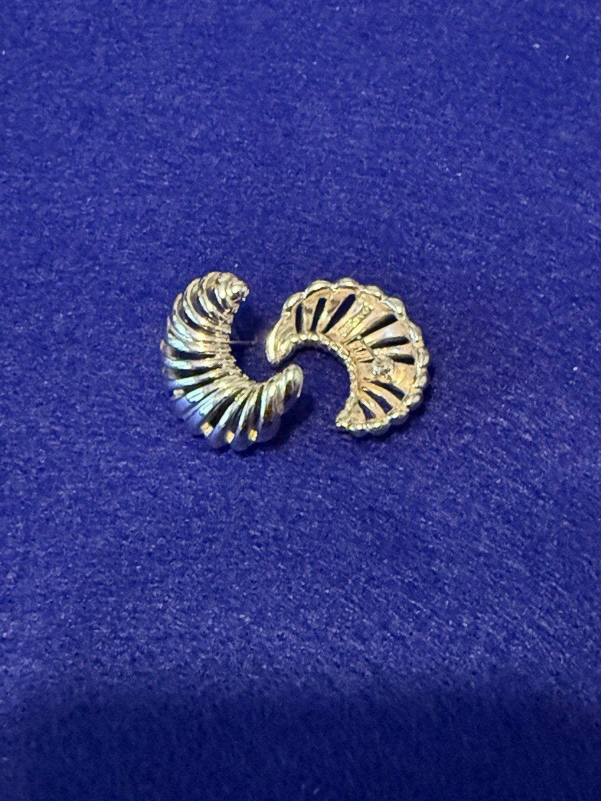 Vintage Monet signed Silver tone ribbed crescent post back earring