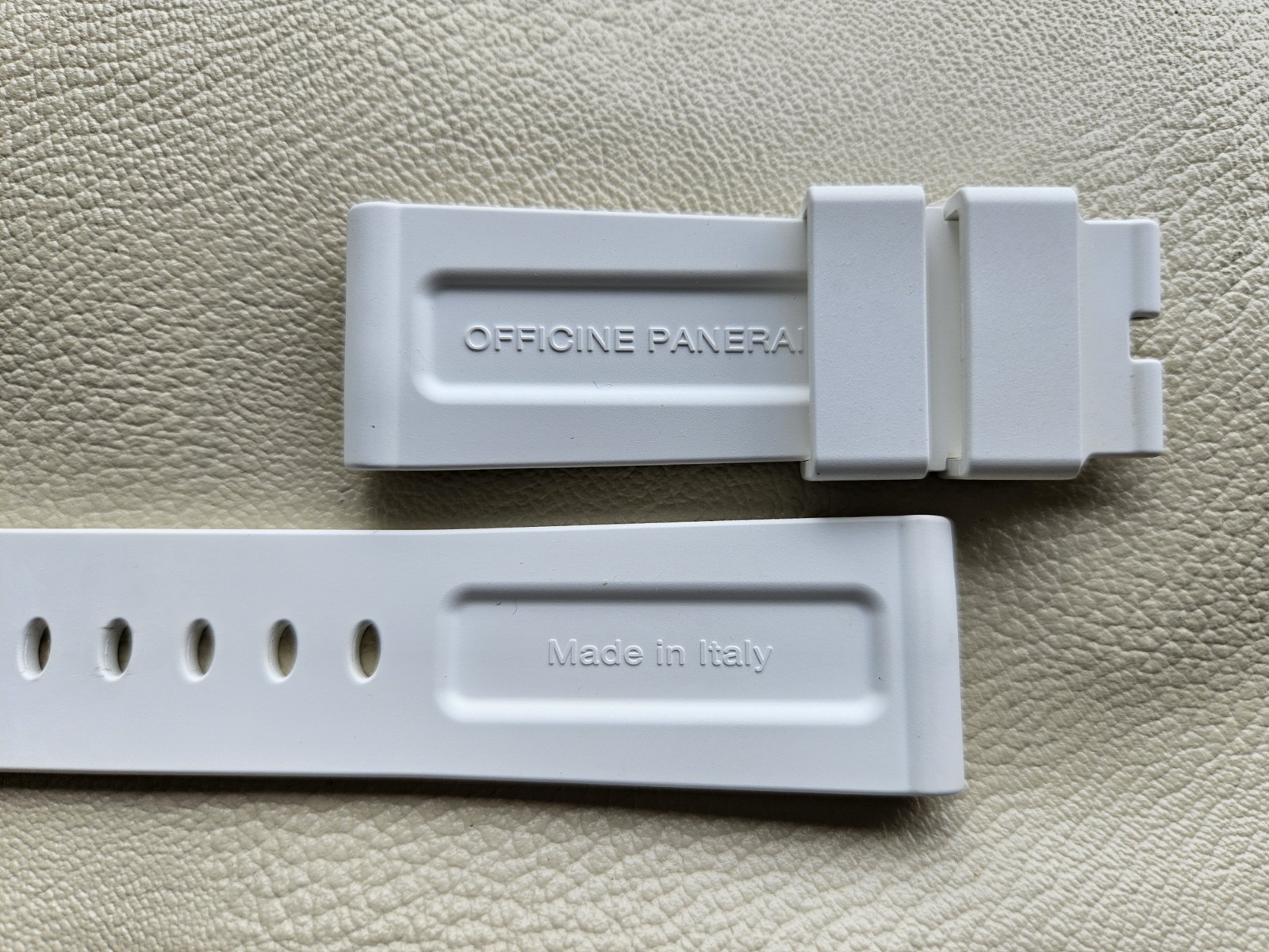 Officine Panerai Rubber Strap White 24mm-22mm Authentic OEM MXE0BRMX