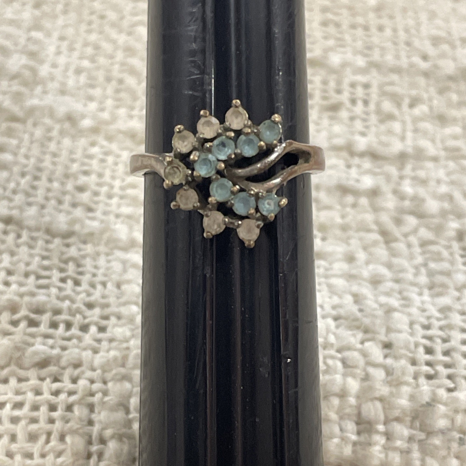 Silver Toned Blue & White Gem Cluster Cocktail Ring Size 9.5