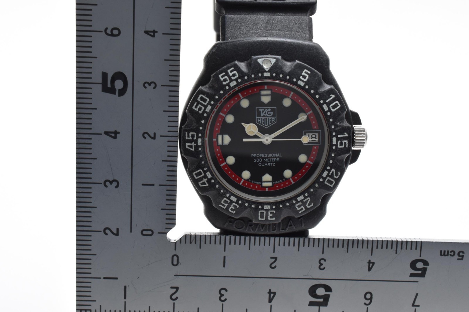 TAG Heuer Formula 1 383.513/1 Quartz Men’s Watch Black Dial Diver 200m 35mm