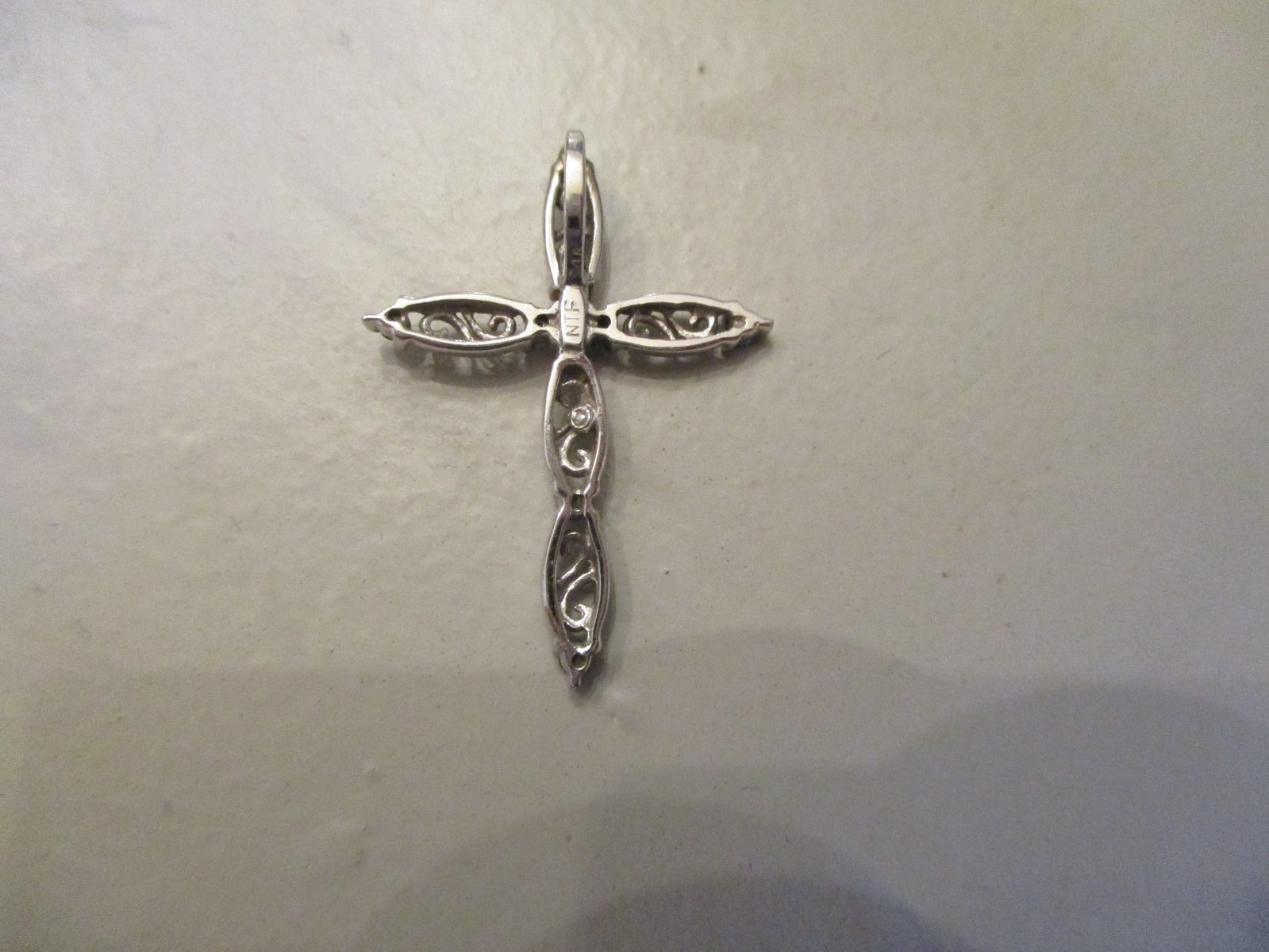 14K WHITE GOLD FILIGREE 1″ CROSS PENDANT w/10 BLUE GEMSTONES (NT FERRO)-1.22g