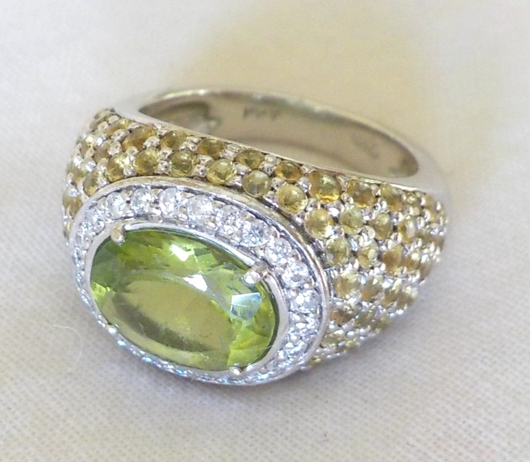 Heavy 18K White Gold Peridot Sapphire Diamond Ring – 12.6 gms, Sz 5.75, 4.90 ctw