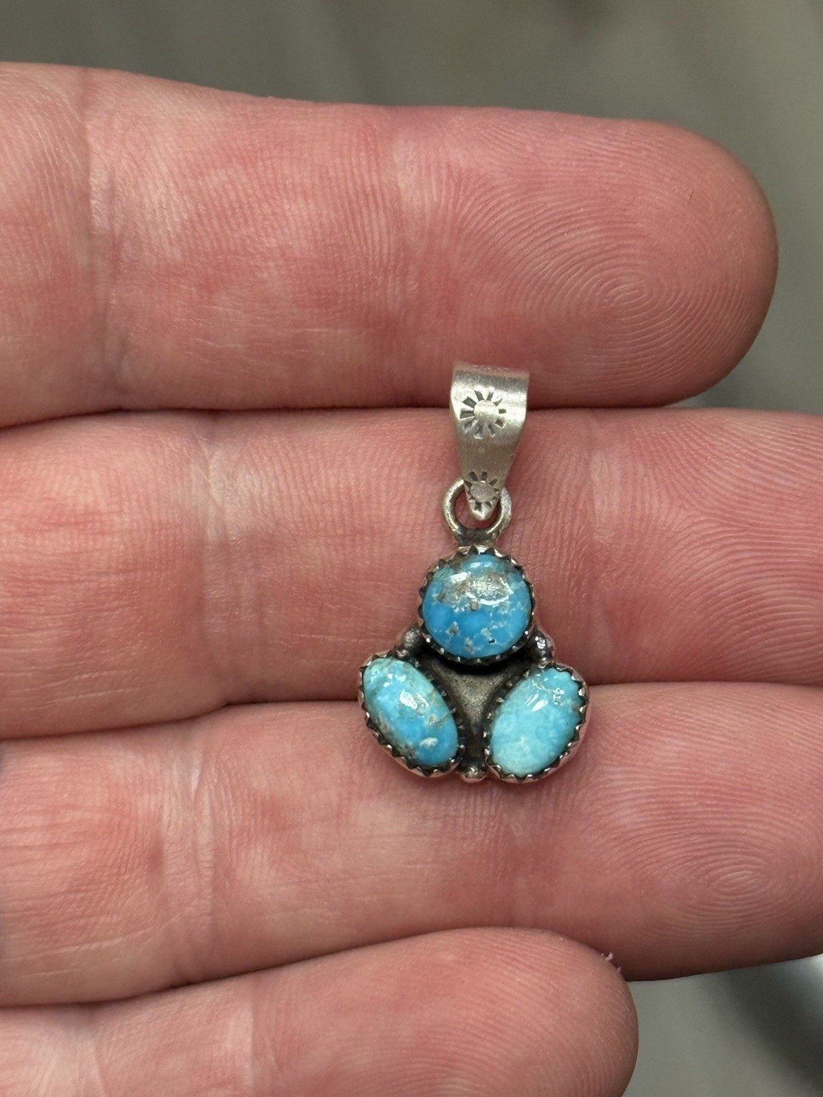 STERLING SILVER WHITE WATER TURQUOISE 3 STONE MIX SHAPE CLUSTER PENDANT .925
