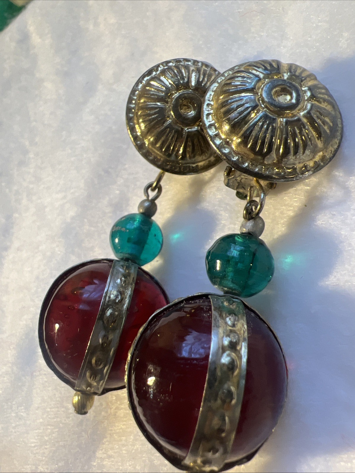 Vtg Egyptian Rev. Gripoix Poured Glass Brass Gold Red Green Runway Clip Earrings