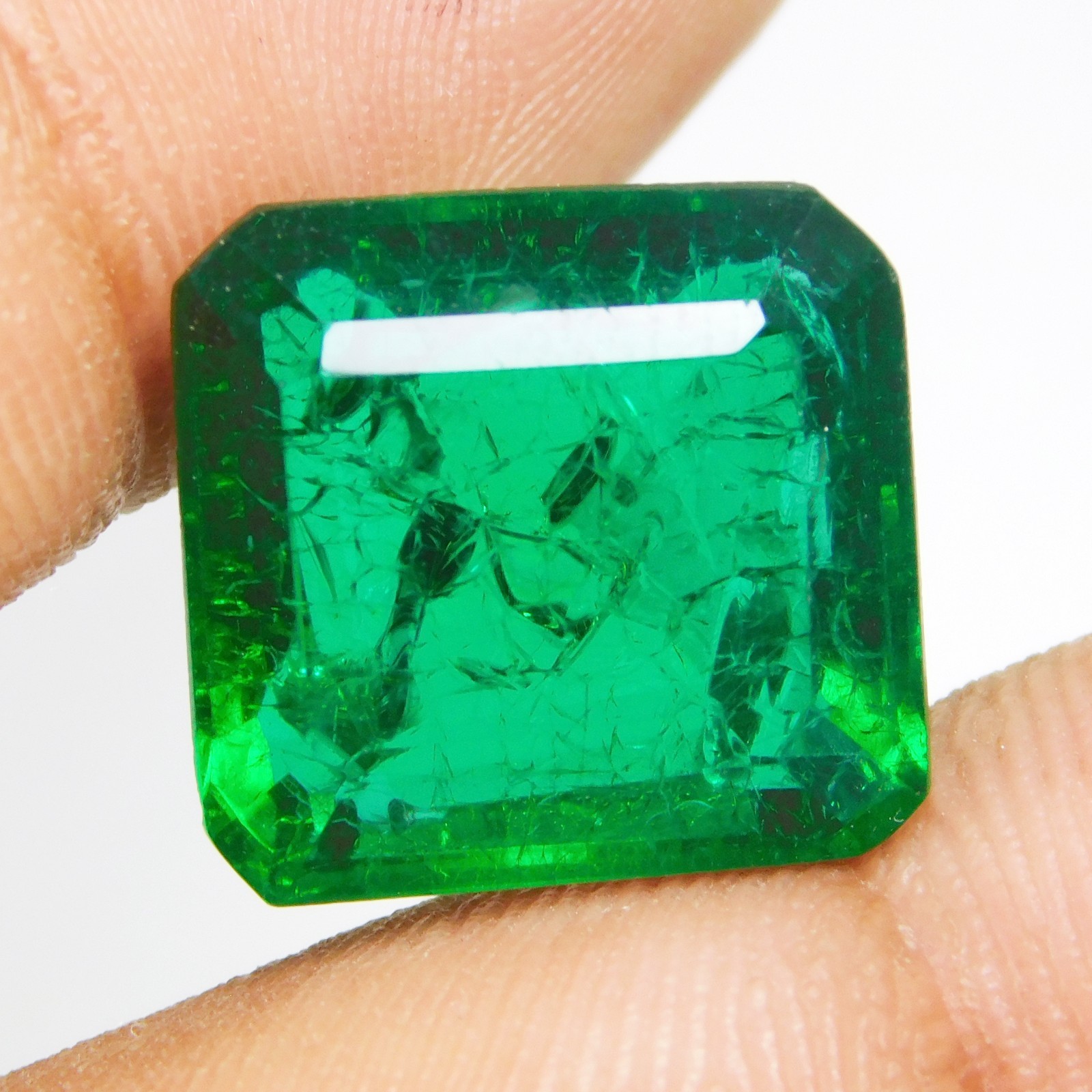Stunning 11.40 Ct Natural Colombian Green Emerald – “Certified” Loose Gemstone
