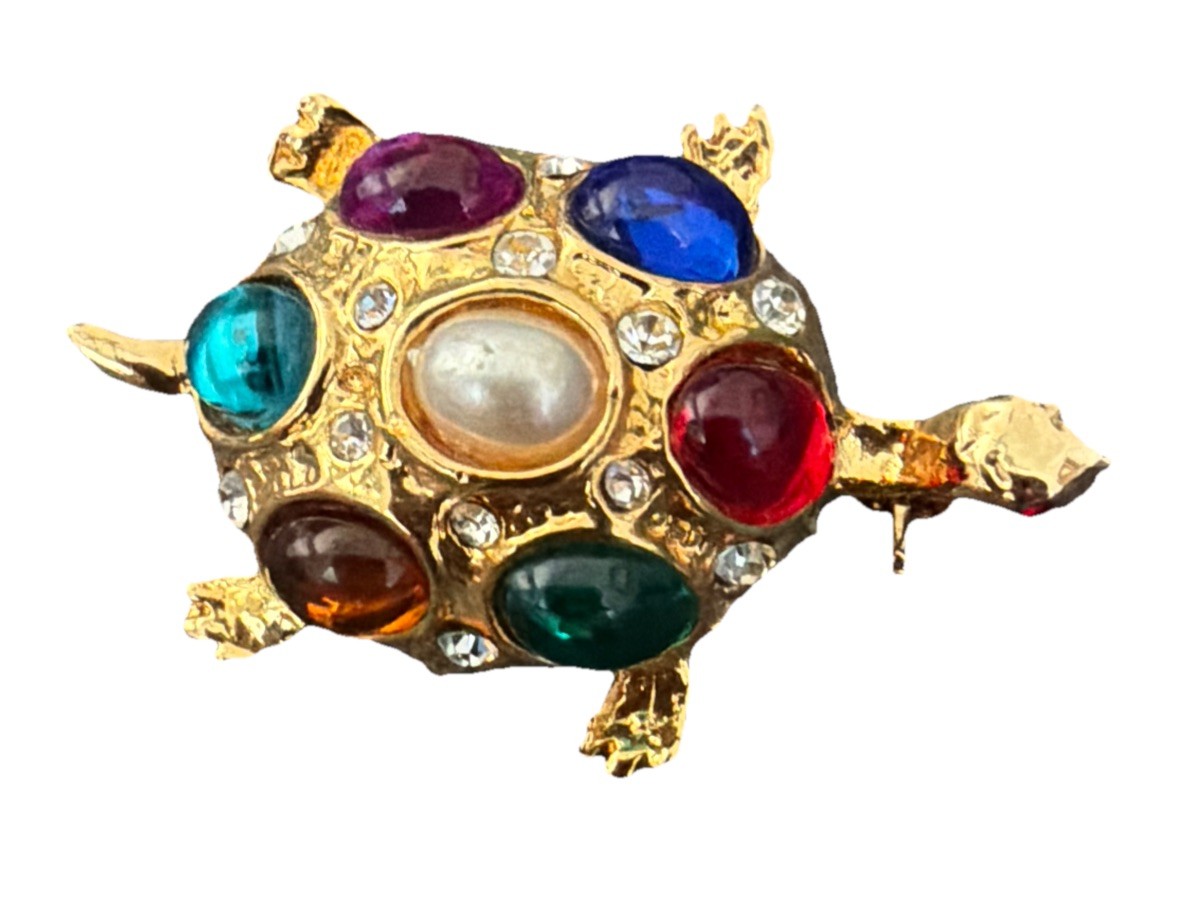 Stephanie Pearl Glass Fruit Salad Cabochons Gold Tone Ruby Red Eyes Rhinestones