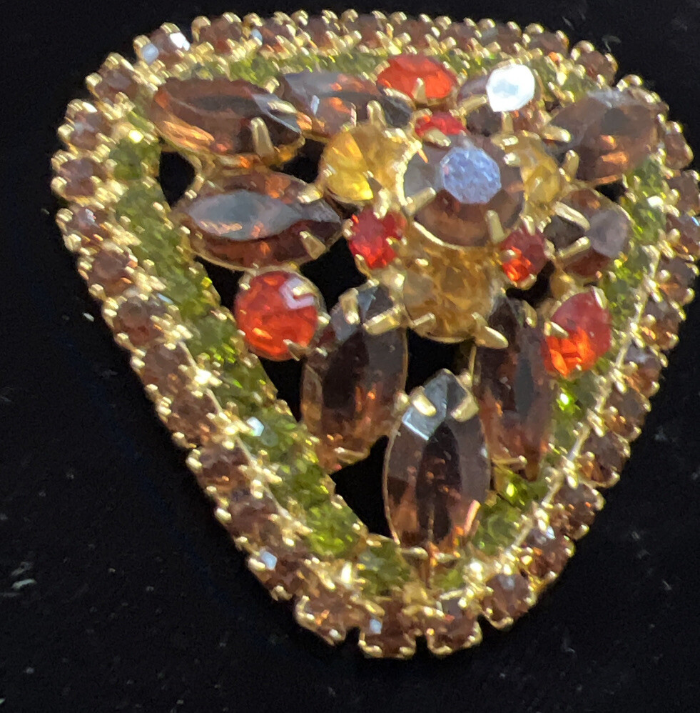 Juliana D&E Rhinestone Brooch Autumn Colors of Hyacinth Sable & Olivine Domed