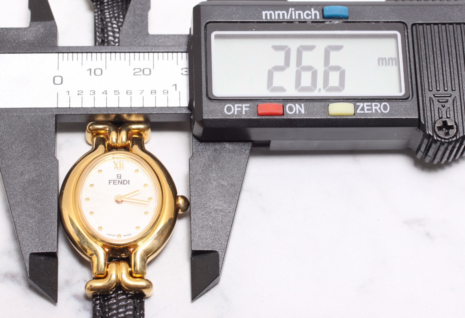 Vintage *N MINT w/Box* FENDI 640L Chameleon 5 Colors Change Belt Qz Ladies Watch