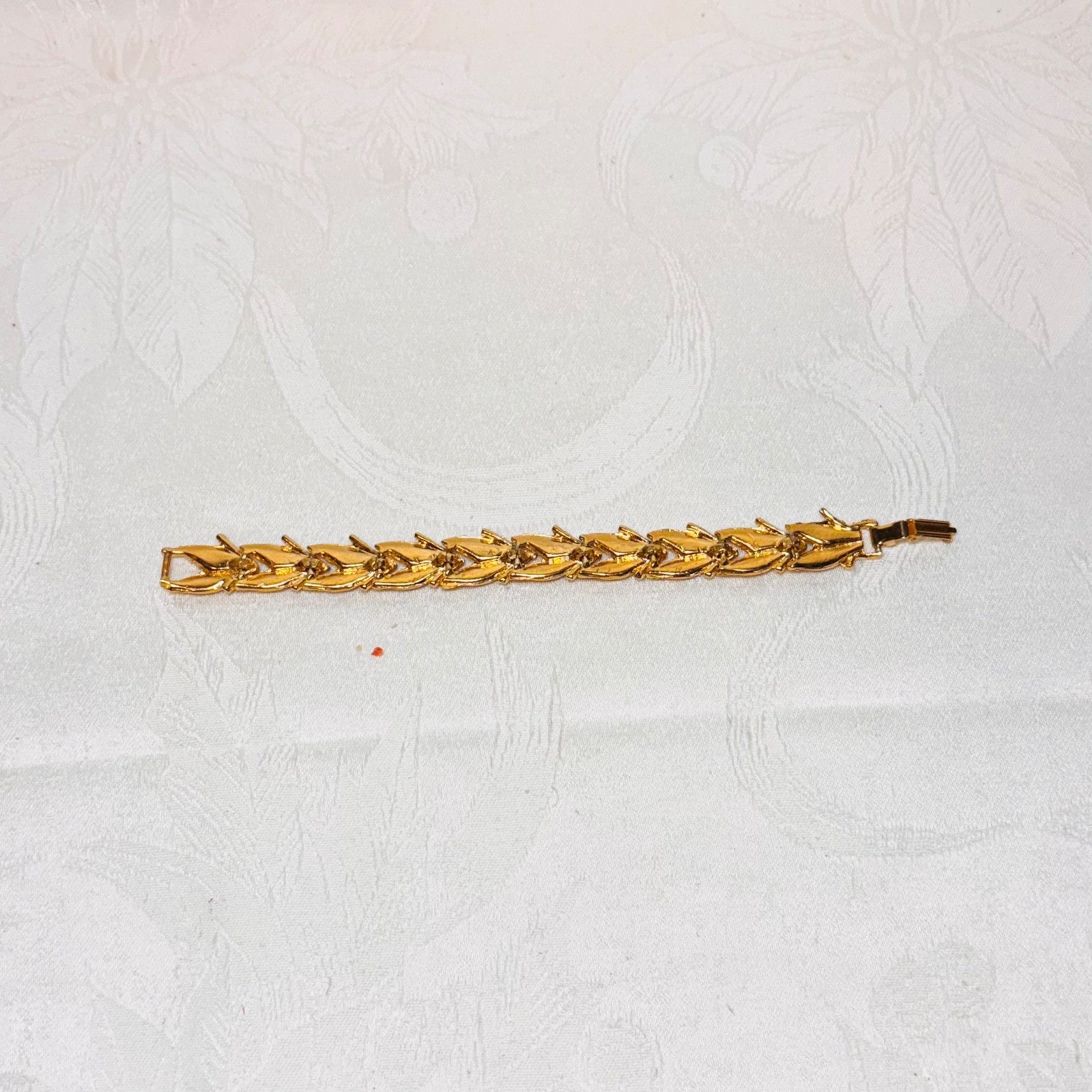 BRACELET orange white stone chips fold over clasp vintage DAMAGE missing chips