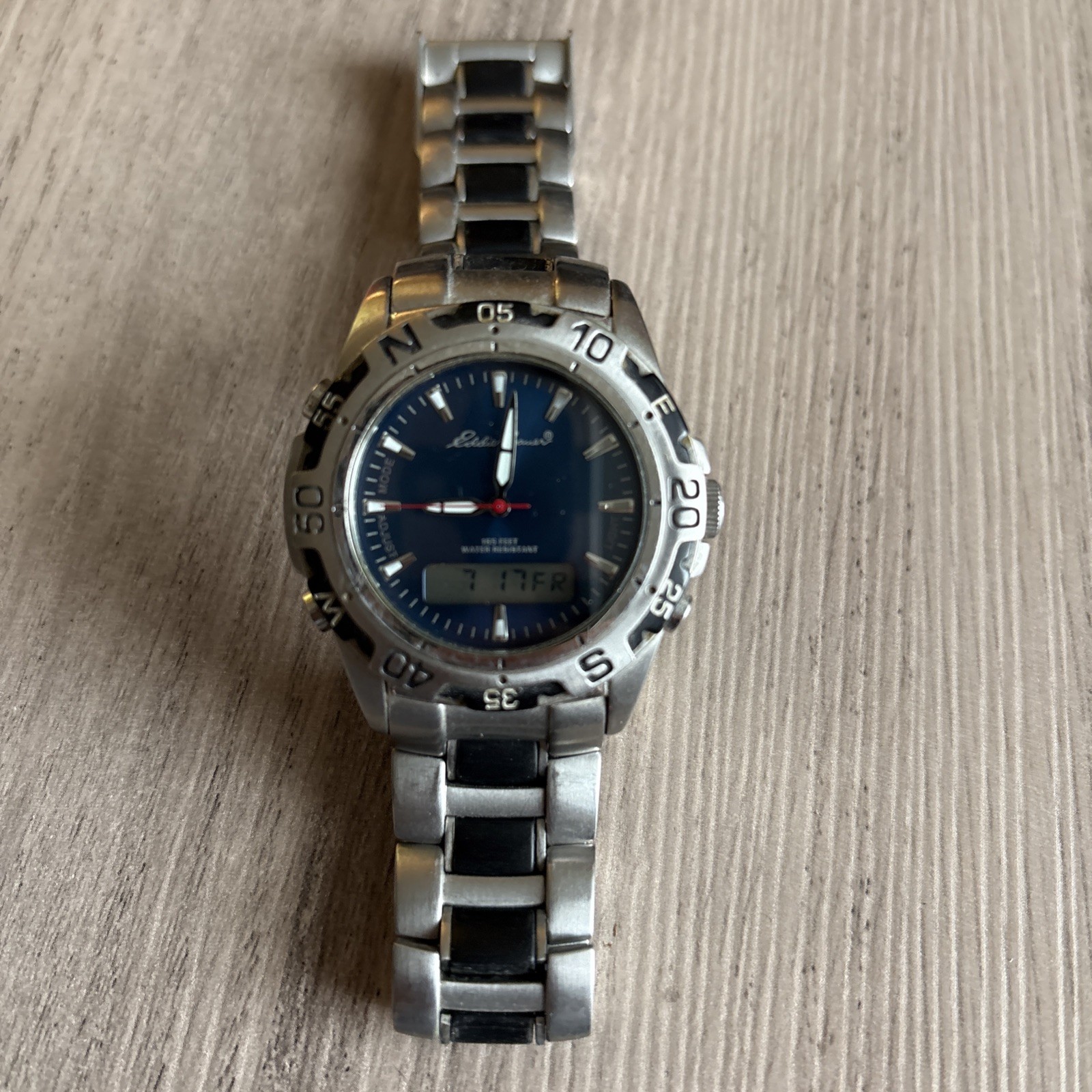 Eddie Bauer Men V8V018 Compass Bezel Quartz Analog Digital Stainless SteelWatch