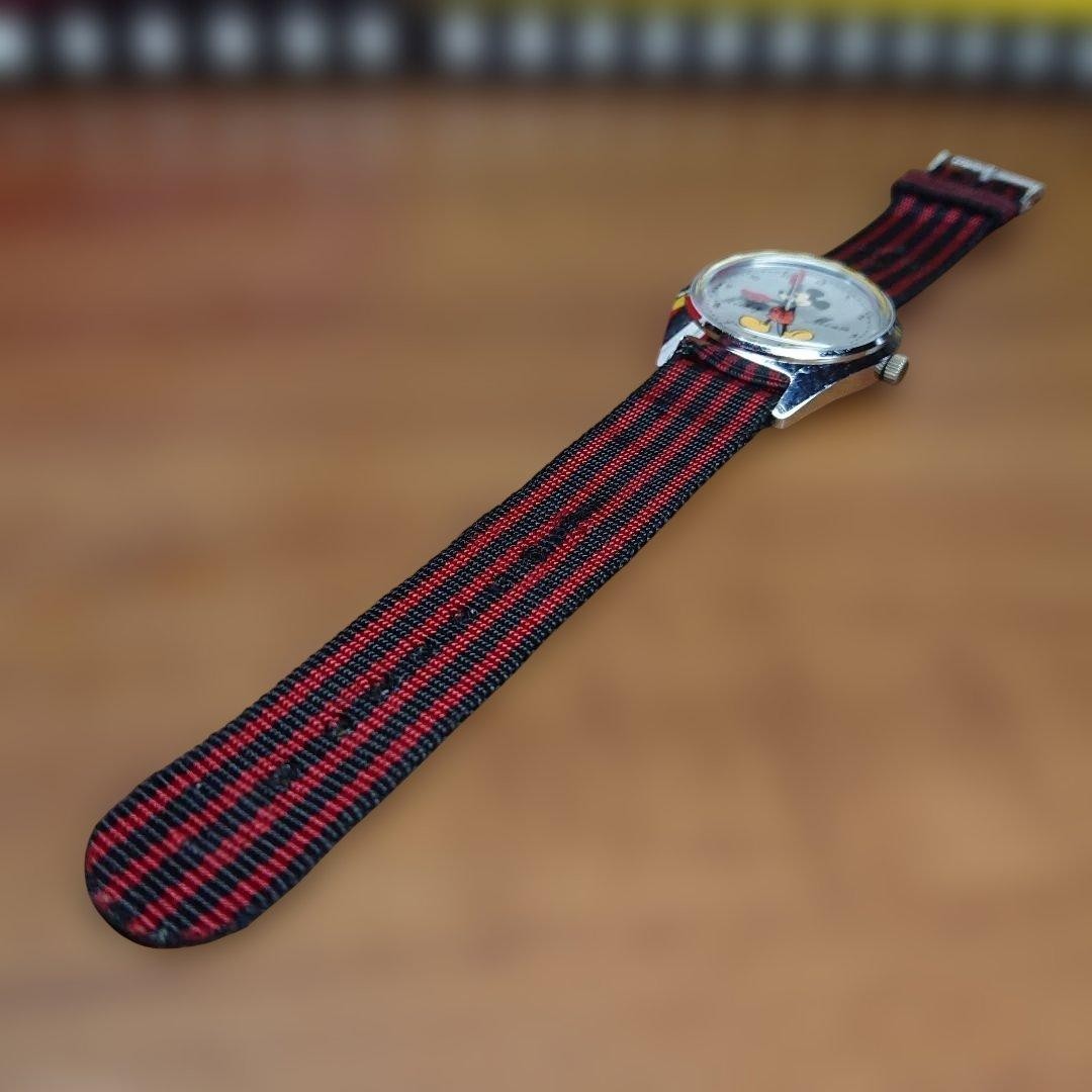 SEIKO Disney Time Mickey Mouse Manual 3.4mm Silver Dial 1970s Wristwatch