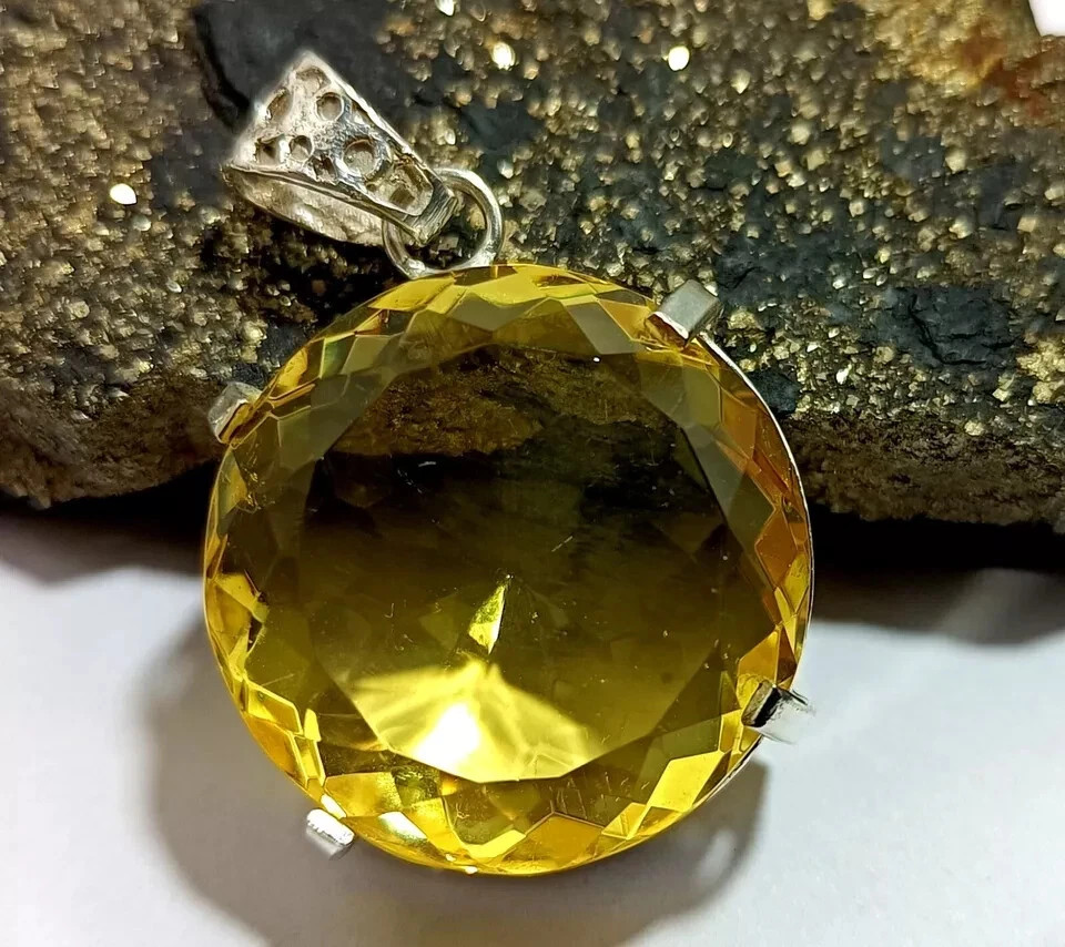 GIE Certified Natural Round Shape 105 Ct Yellow Citrine Pendant Loose Gemstone