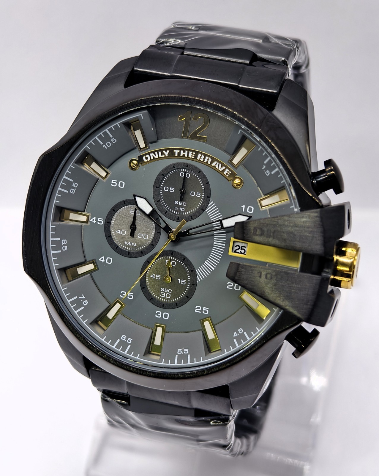 Awesome Diesel 10 Bar ”ONLY THE BRAVE” Chronograph Quartz Men’s Wrist Watch