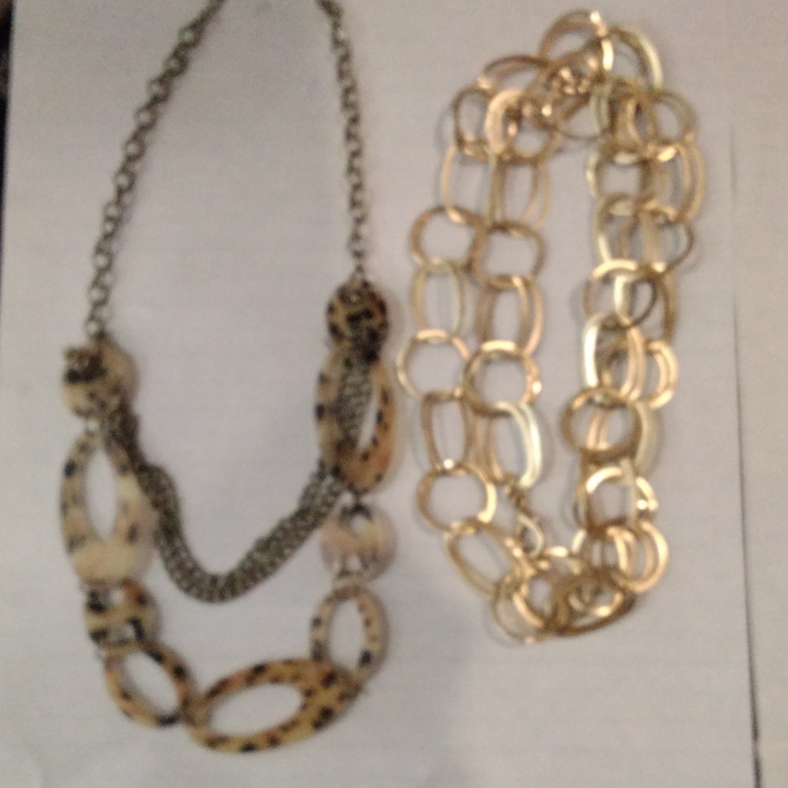 8pc Mixed Fashion Jewelry Lot Necklaces Bracelets Pendants Gold/Silver Tone