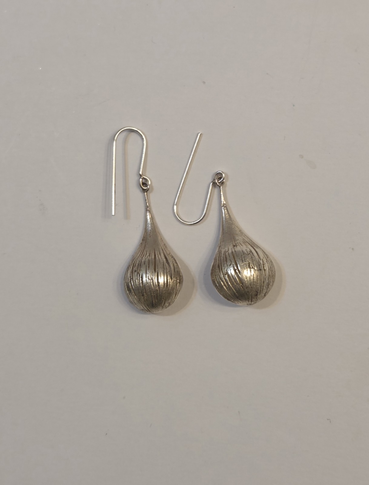Vintage White Pearl Sterling Silver Pod Drop Italian Royal Chain RCI Earrings