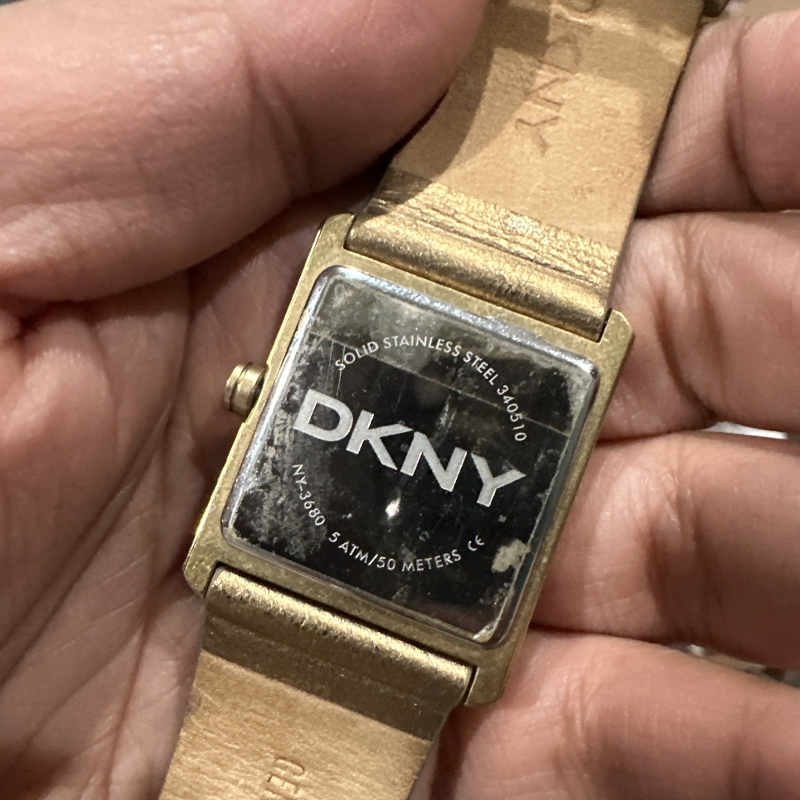 Working DKNY Square Crystal Ladies Watch 30mm Gold Strap New Battery Fit 7.5