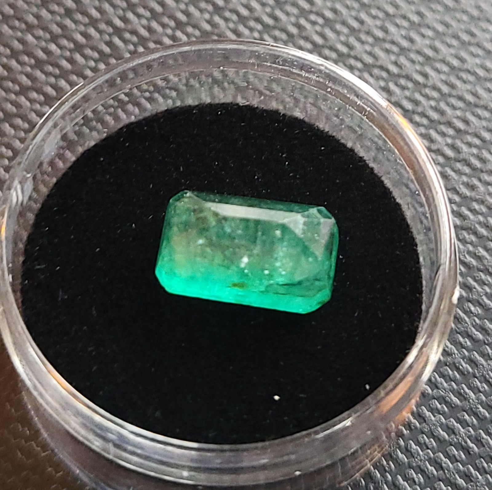 Stunning Ideal Dark Green Natural Untreated Certified Zambian Emerald 4.20ct
