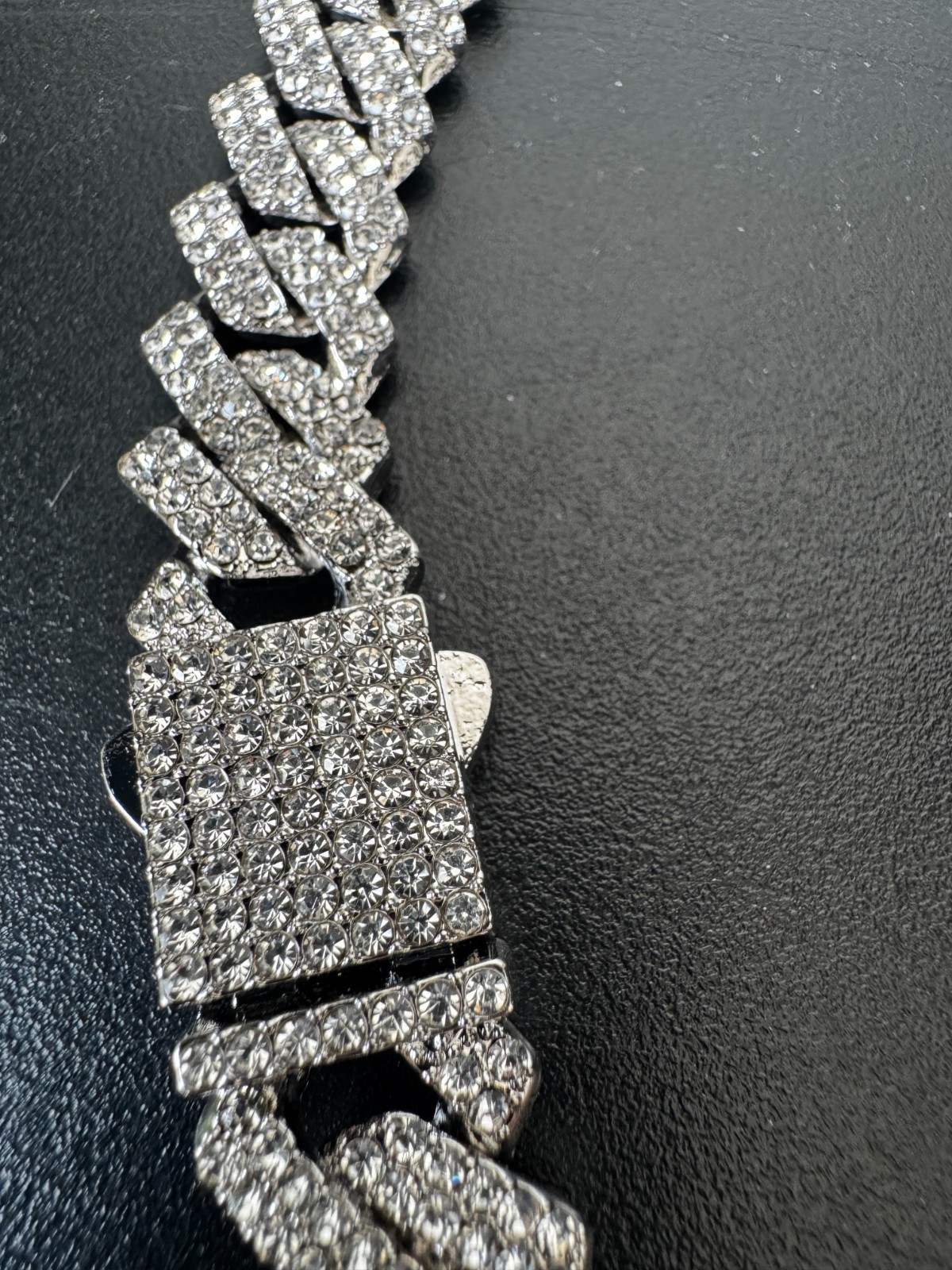 22 INCH Iced Out Prong Cuban Link Chain Necklace for Men/Women 2 Row Rhinestone