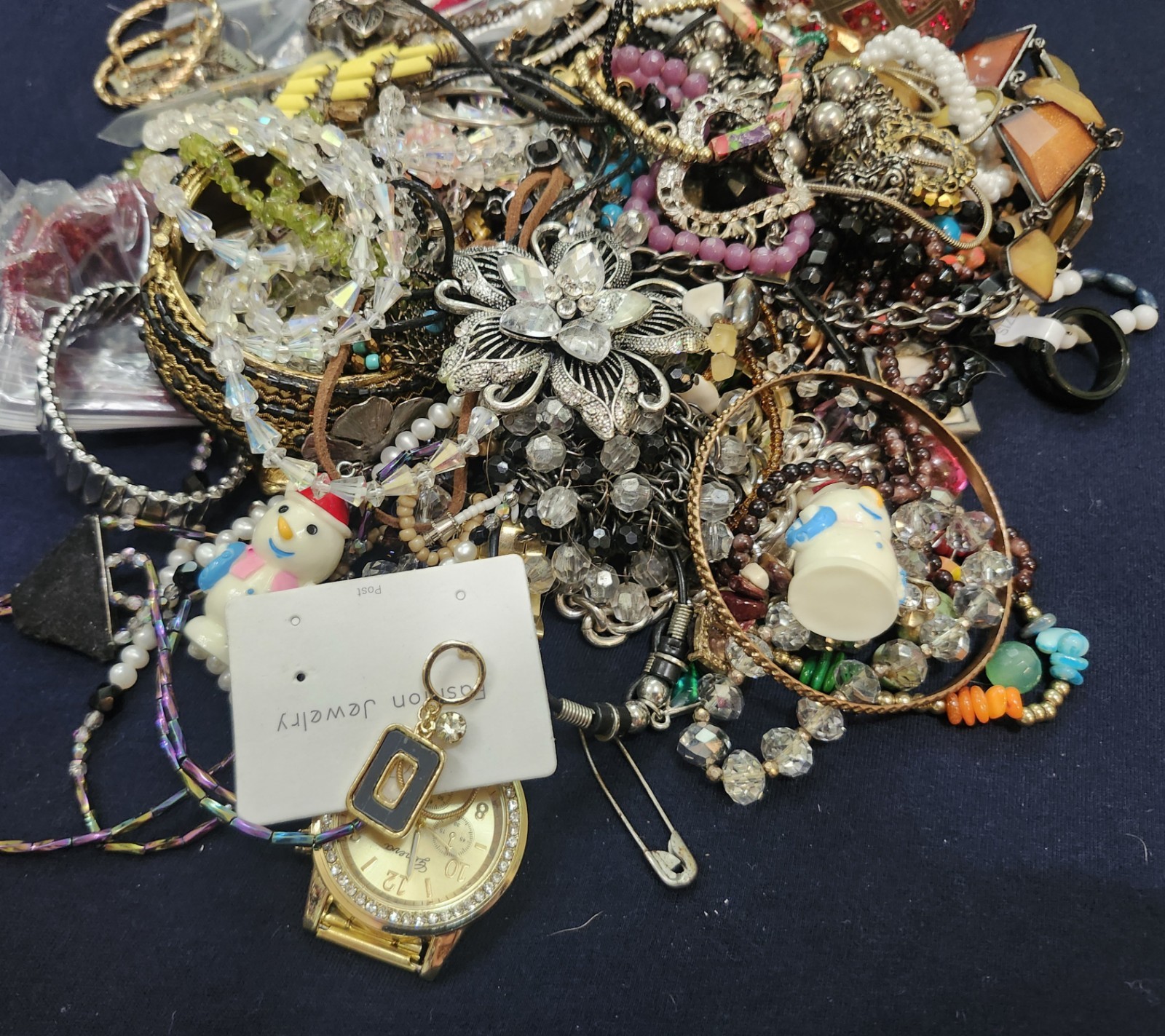 3 lbs 6.1 oz Mixed Costume Jewelry Bulk Lot – Wearable, New, & Craft Scrap