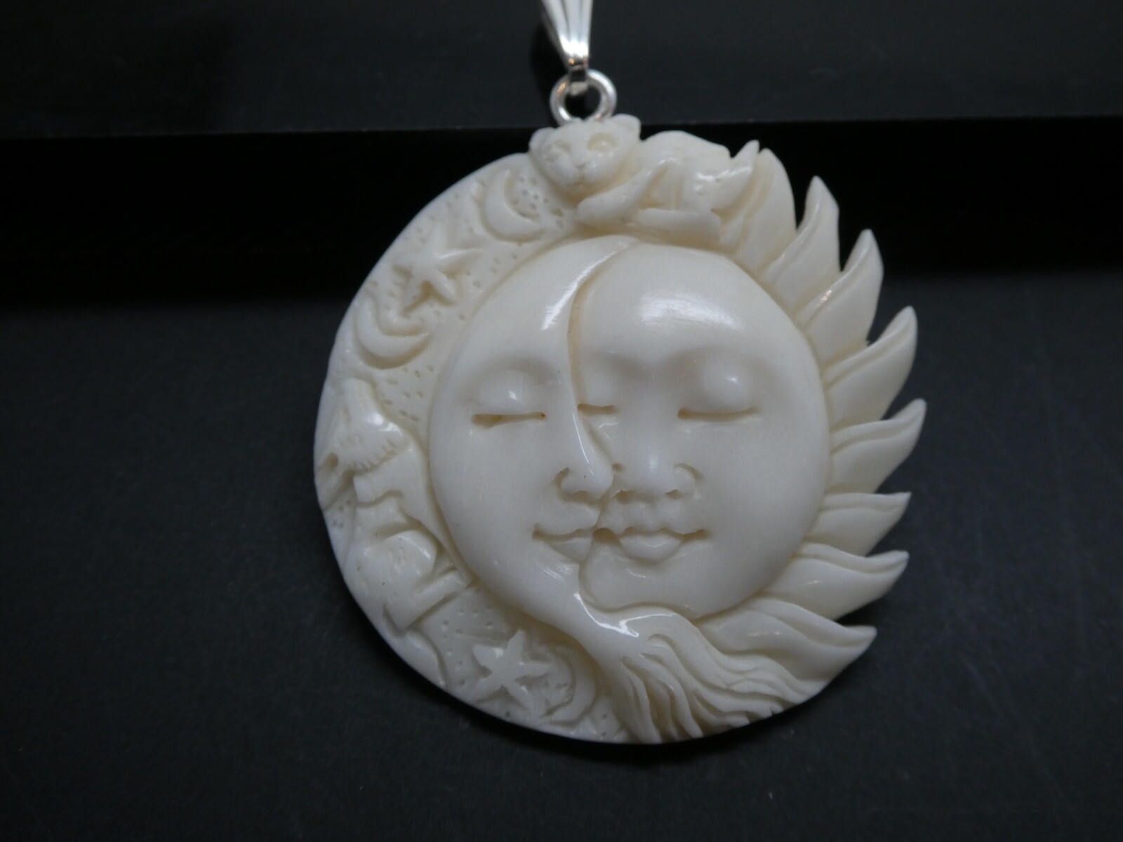 Moon Sun Stars Wolf Cat Lucky Totem Water Buffalo Bone 35mm Round Pendant Amulet