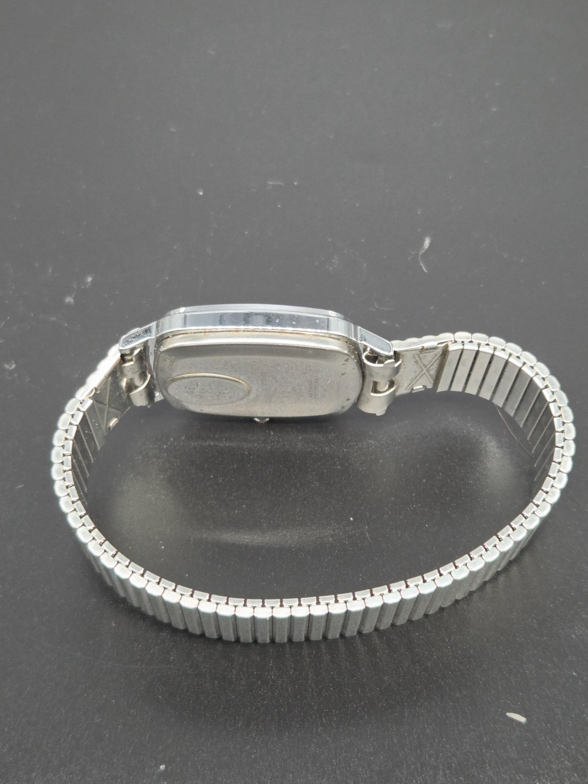 Timex Vintage 1970’s Q Quartz watch – original band, works perfect!