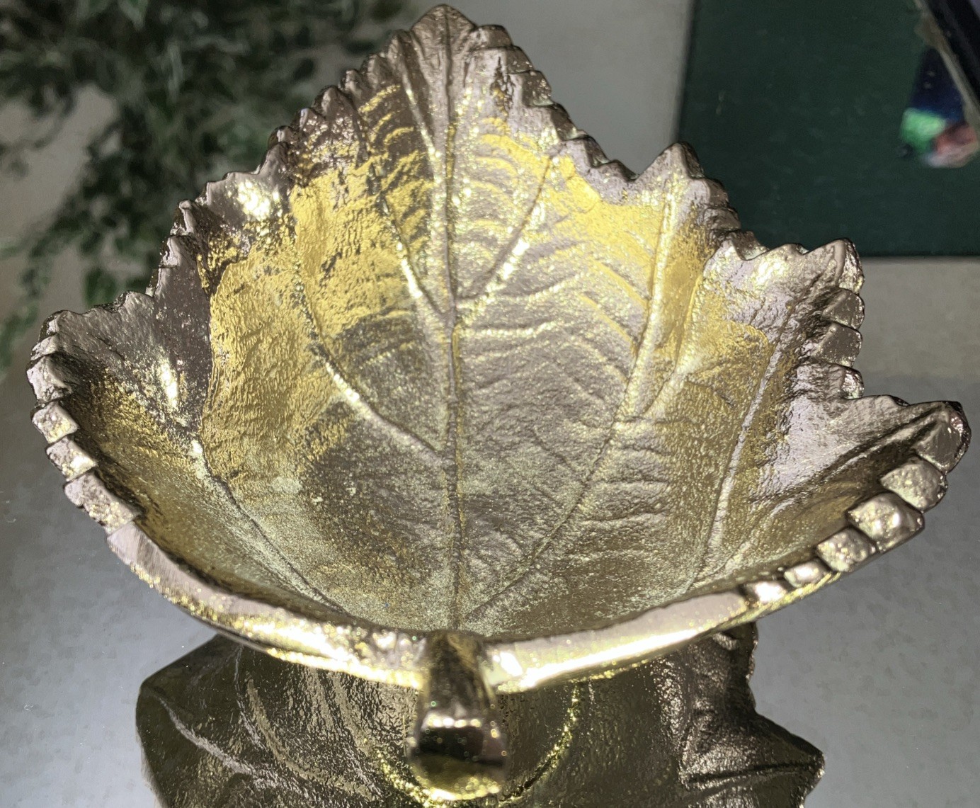 Trinket Dish Small Leaf Shaped Gold Jewelry Organizer Decorative Tray Table Top.