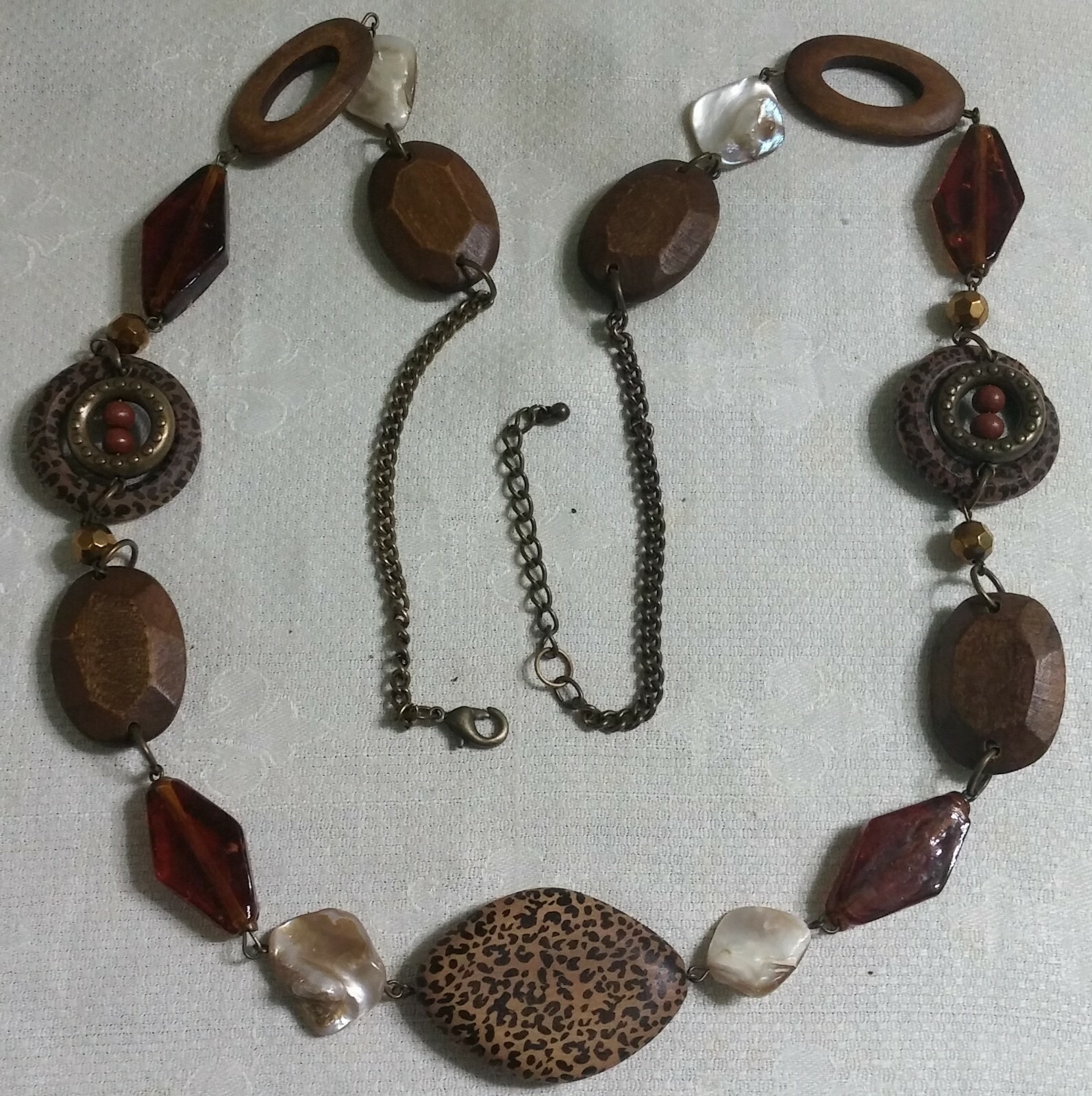 BT Metal Wood Bead Amber Plastic Bead MOP Bead Leopard Print Bead 38.5″Necklace
