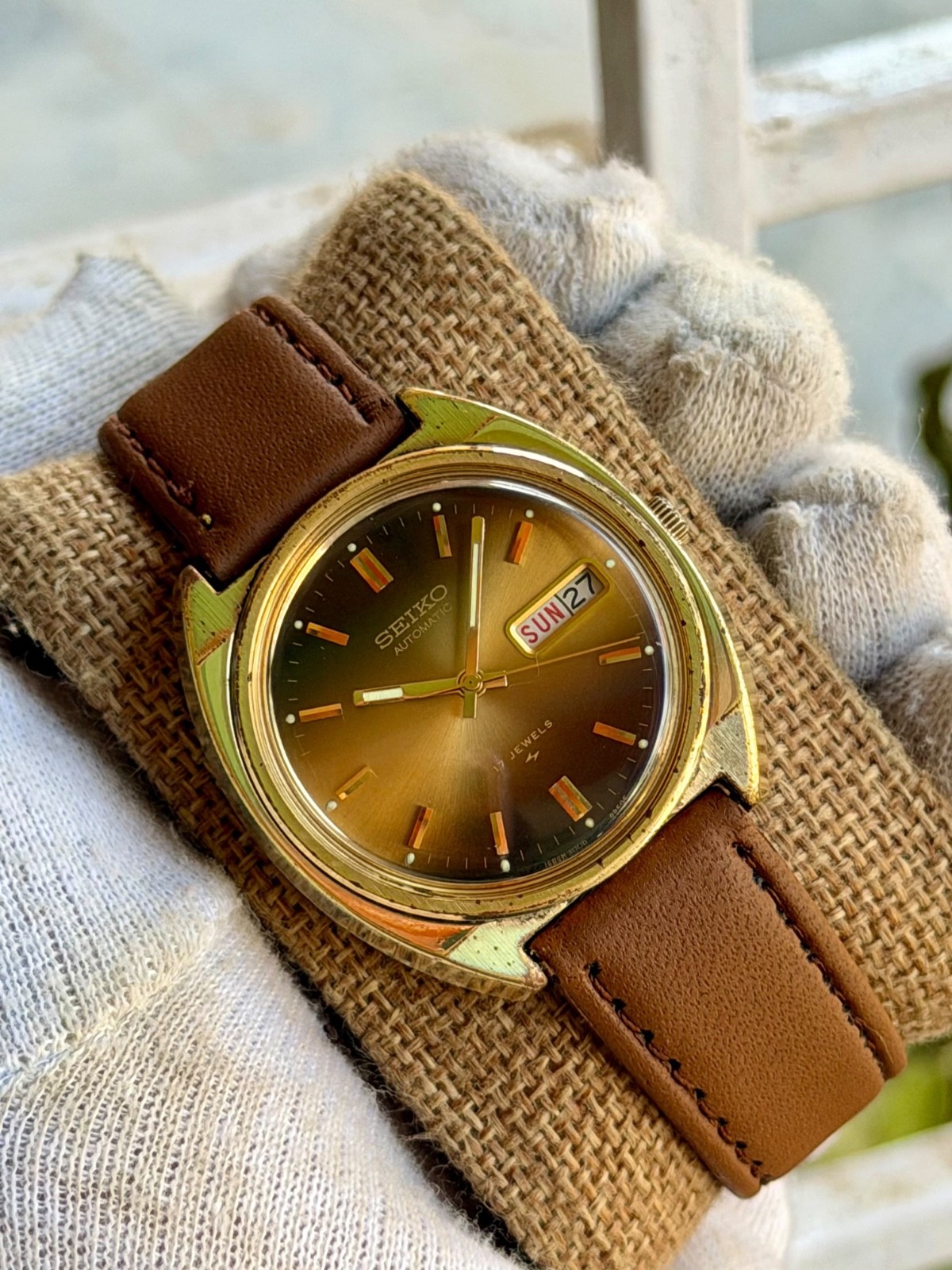 Seiko Vintage Automatic 17 Jewels Day Date Brown Sunburst Dial Gold Plated Men’s