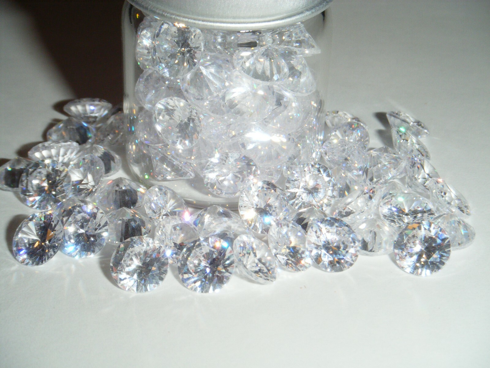Cubic Zirconia CZ 5.5mm Round Loose Clear Stones In Glass Jar (LOT OF 100)