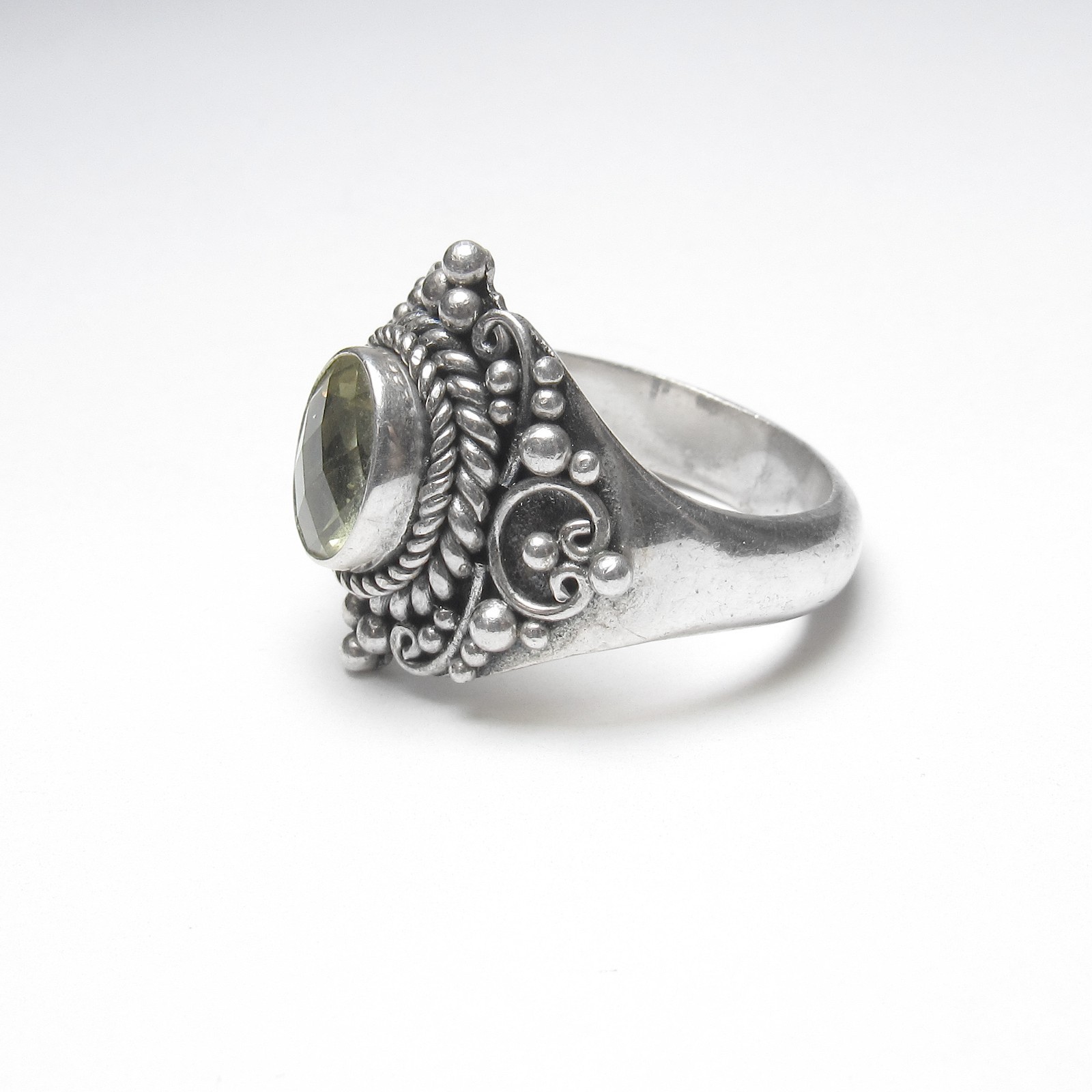 1980s Vintage SUARTI Sterling Silver 1.70 Ct Natural Yellow Lemon Quartz Ring