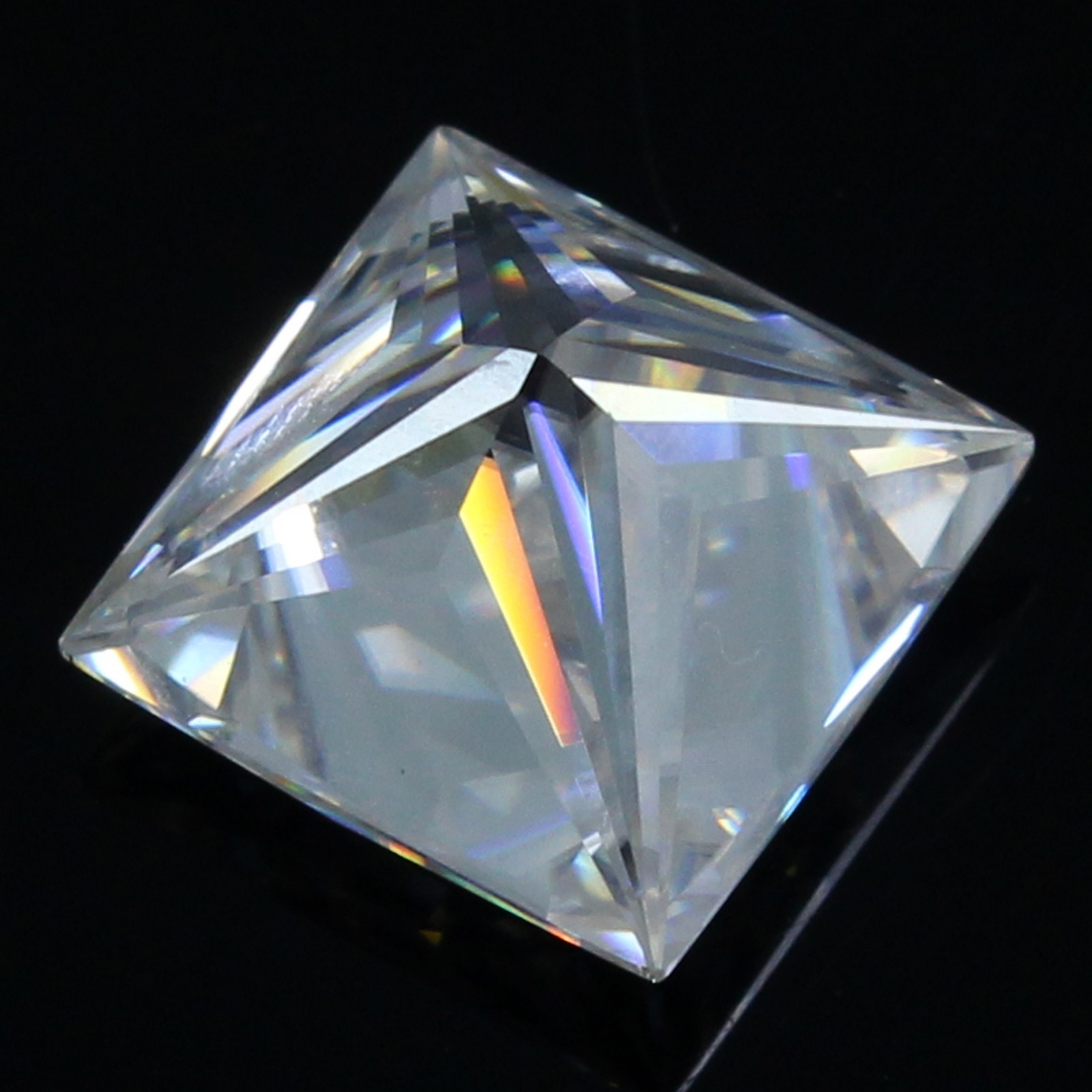 Natural 1.75 Ct Certified DE Color VVS1 Excellent 7.00 MM Princess White Diamond