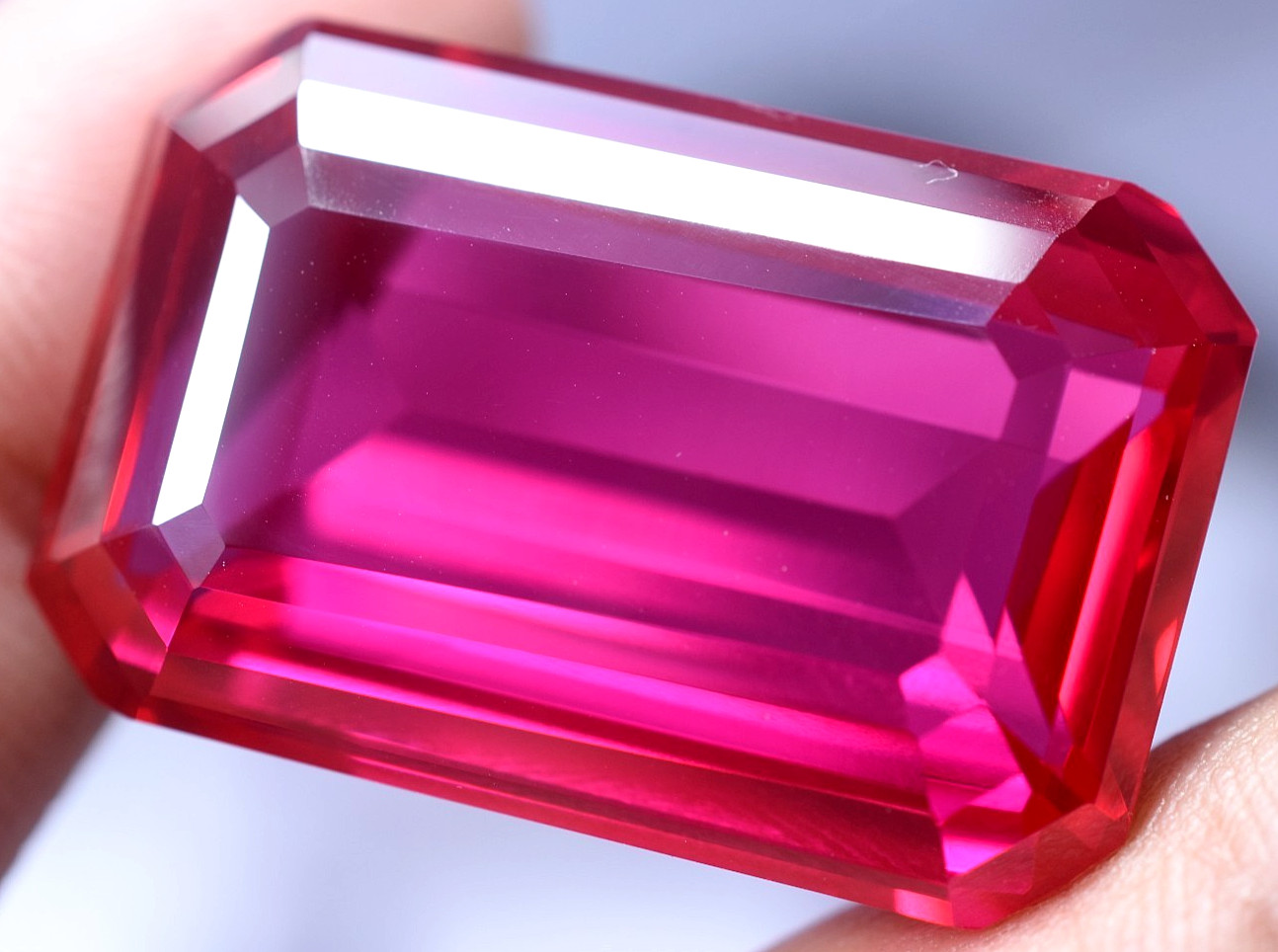 Extremely Rare & Natural 85.32 Ct SUNRISE RUBY GGL Certified Loose Gemstone