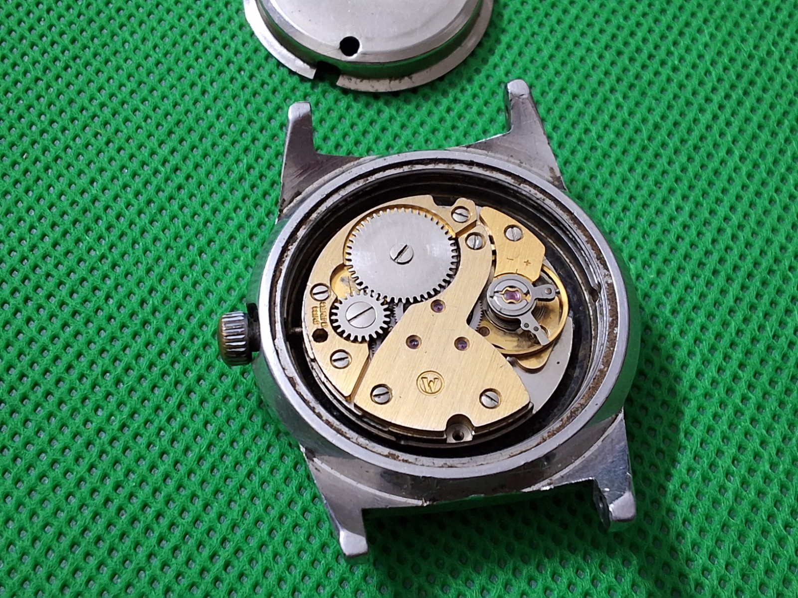 Vintage West End Sowar Prima Manual wind 17 jewels Wrist Watch 36 mm Swiss Made.