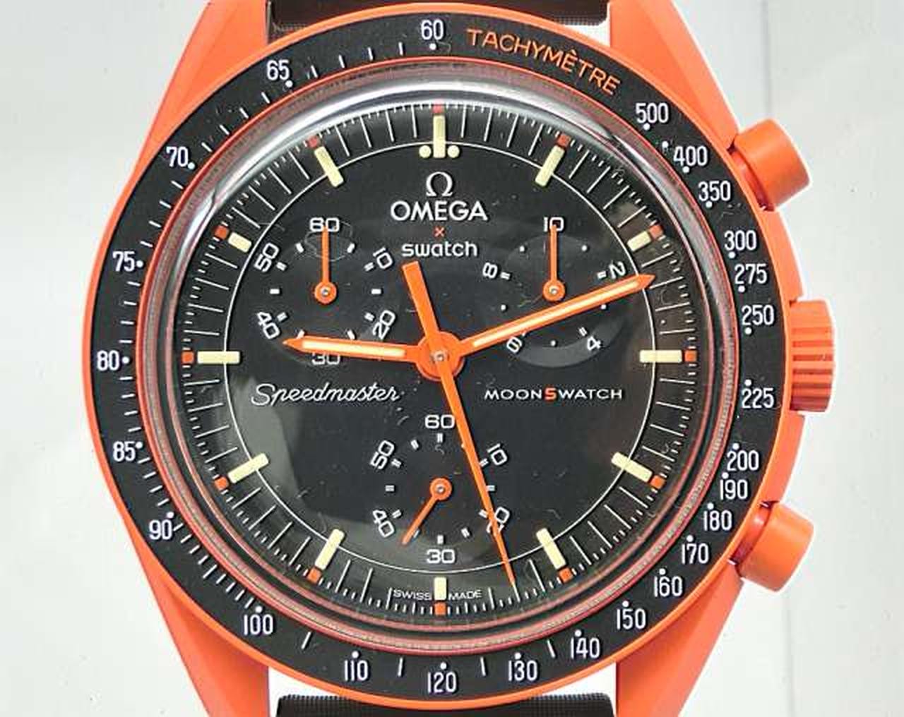 Omega x Swatch MoonSwatch Mission to Earth Lava SO33O100 Bioceramic Quartz Japan
